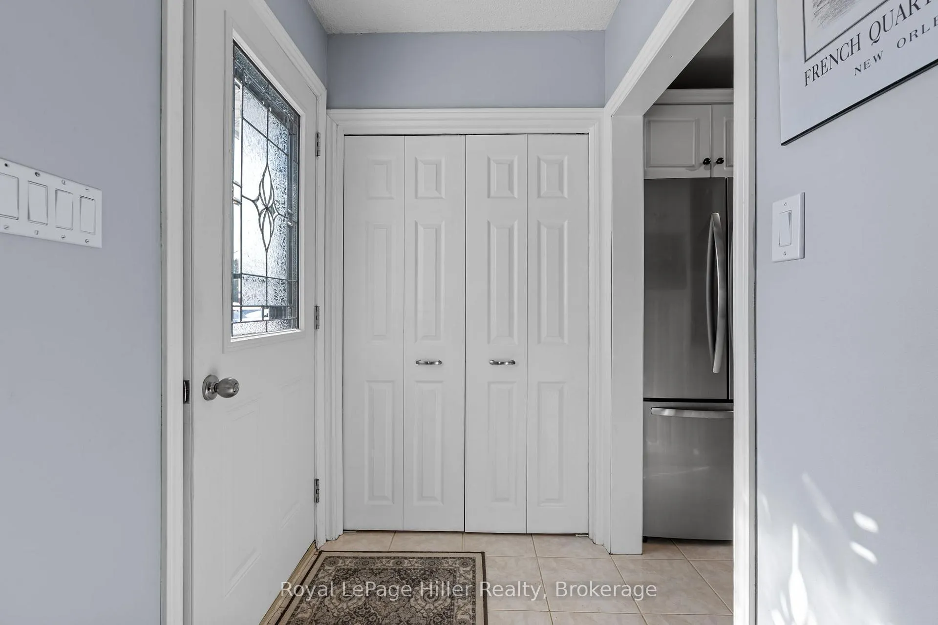 Photo 4 of 248 Redford Crescent, Stratford — HOMEH