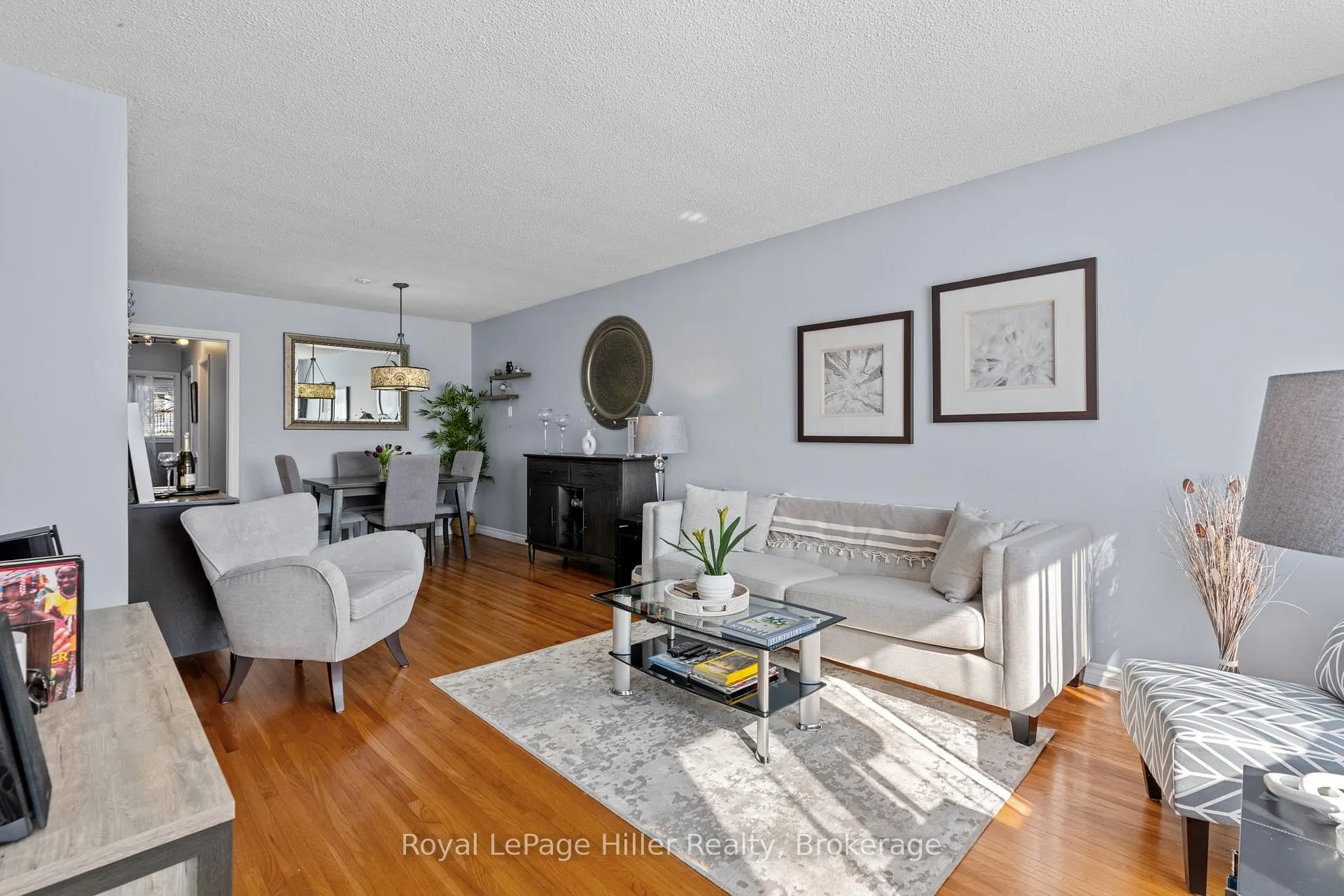 Photo 7 of 248 Redford Crescent, Stratford — HOMEH