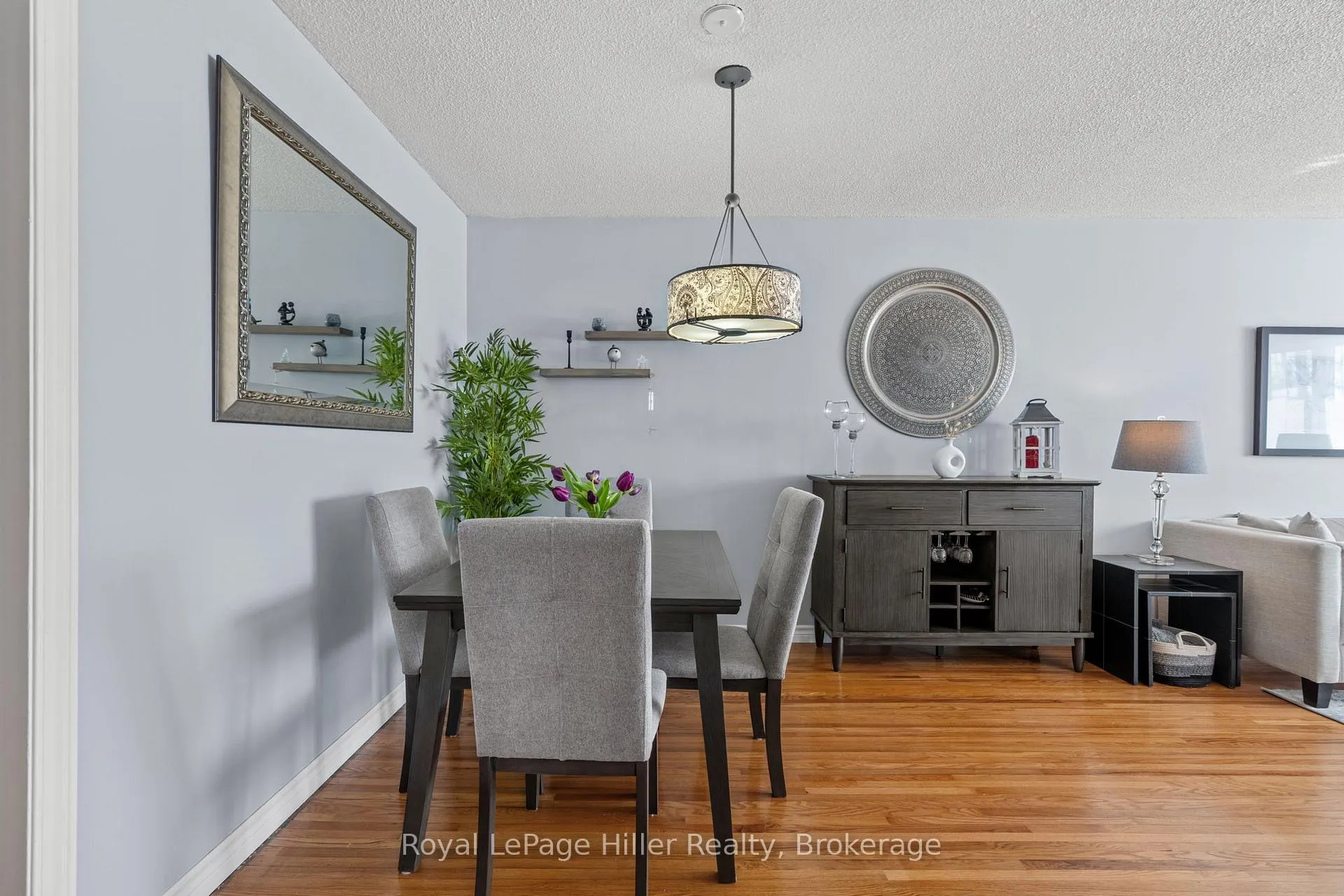 Photo 8 of 248 Redford Crescent, Stratford — HOMEH