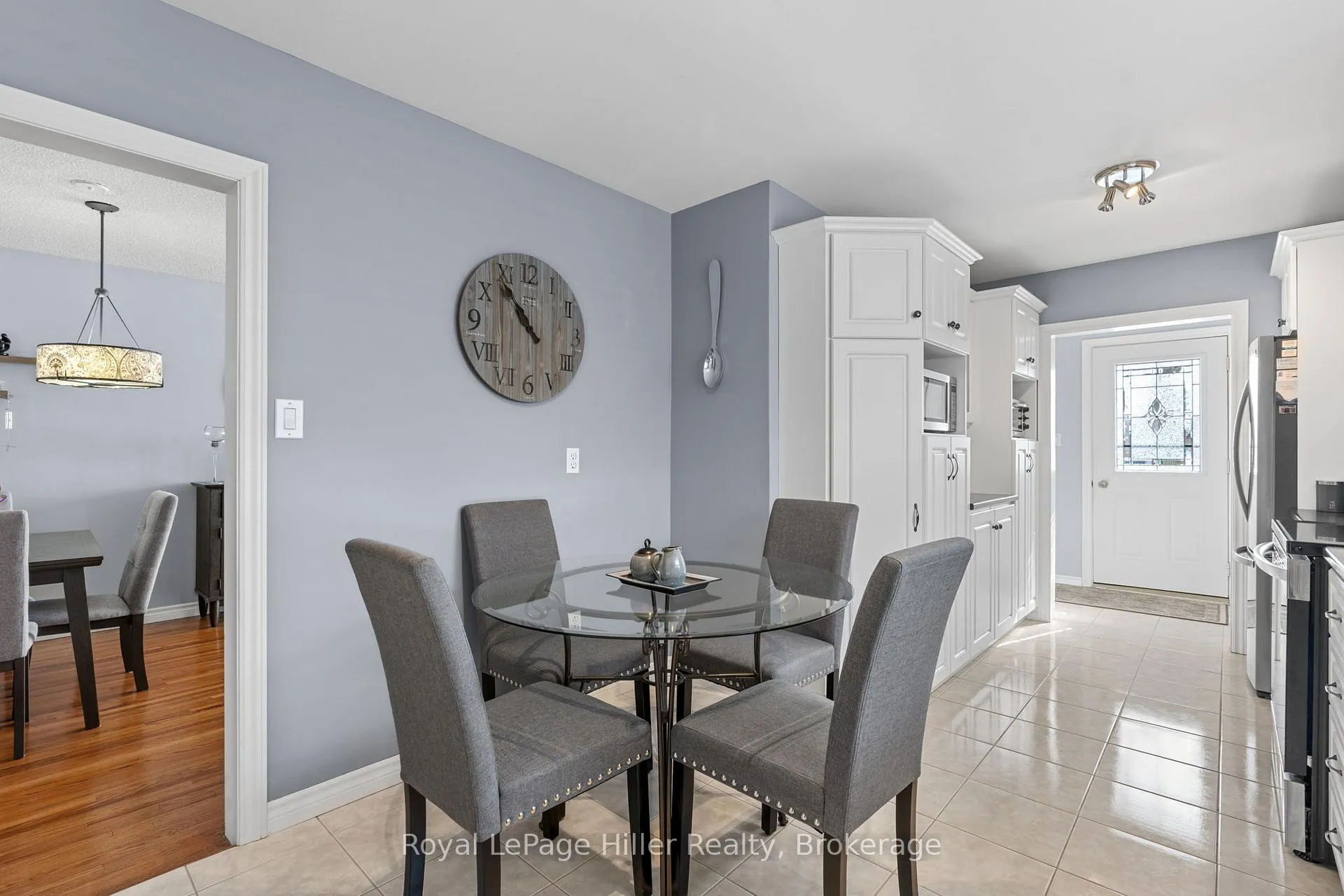 Photo 14 of 248 Redford Crescent, Stratford — HOMEH