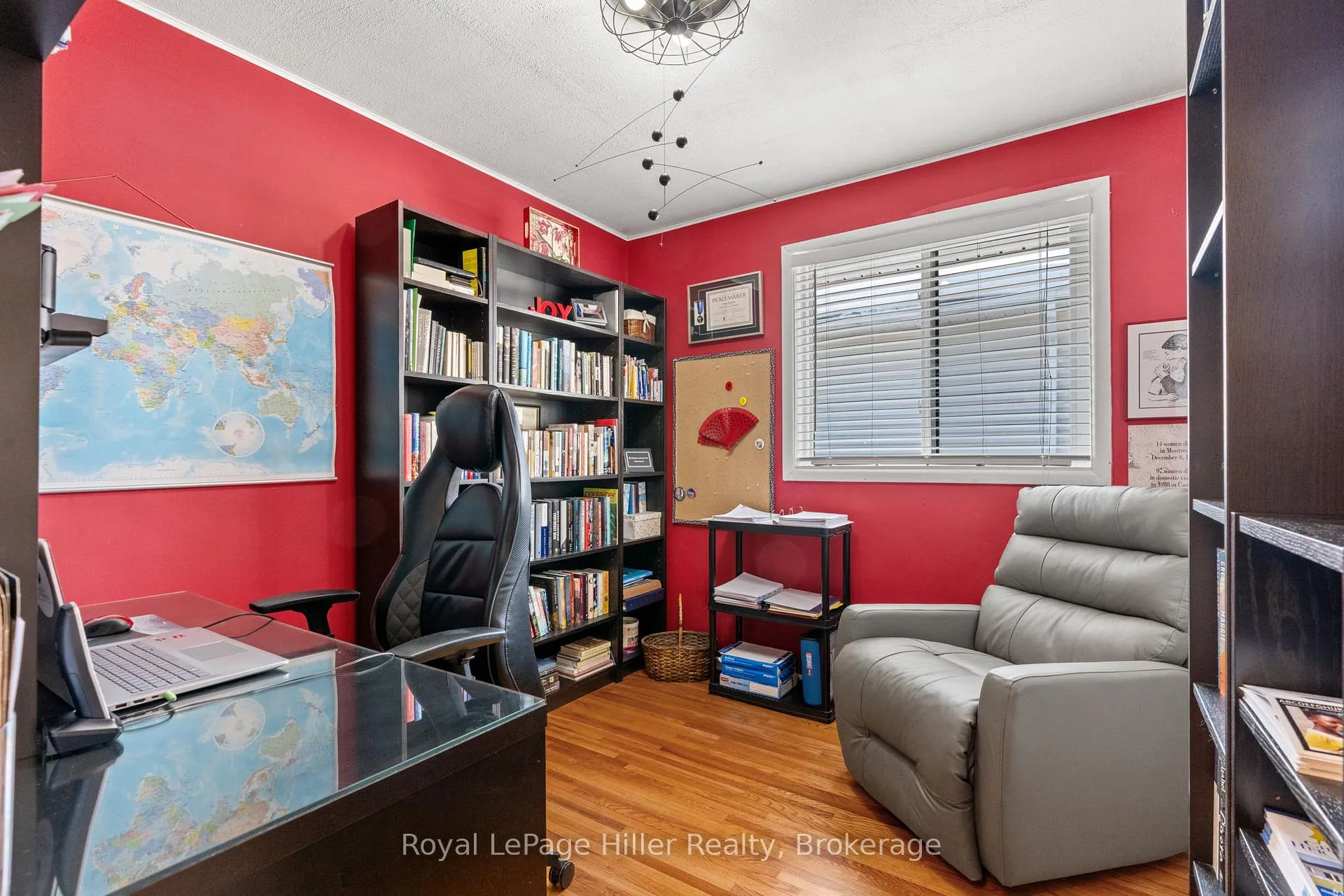 Photo 17 of 248 Redford Crescent, Stratford — HOMEH