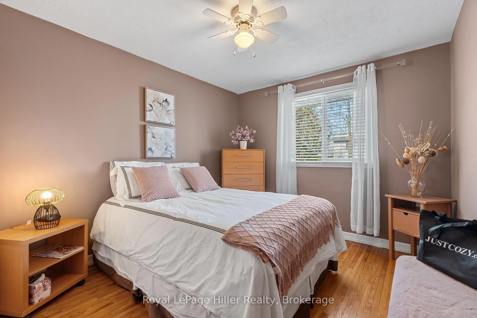 Photo 19 of 248 Redford Crescent, Stratford — HOMEH