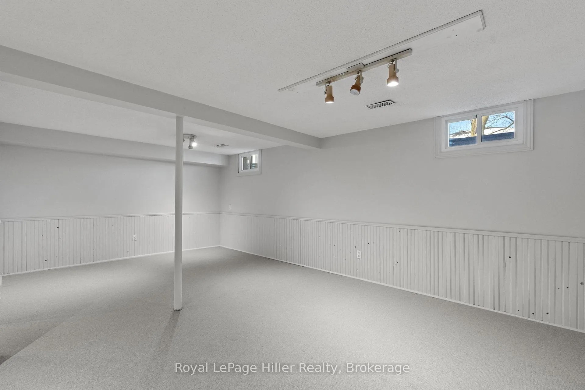 Photo 31 of 248 Redford Crescent, Stratford — HOMEH