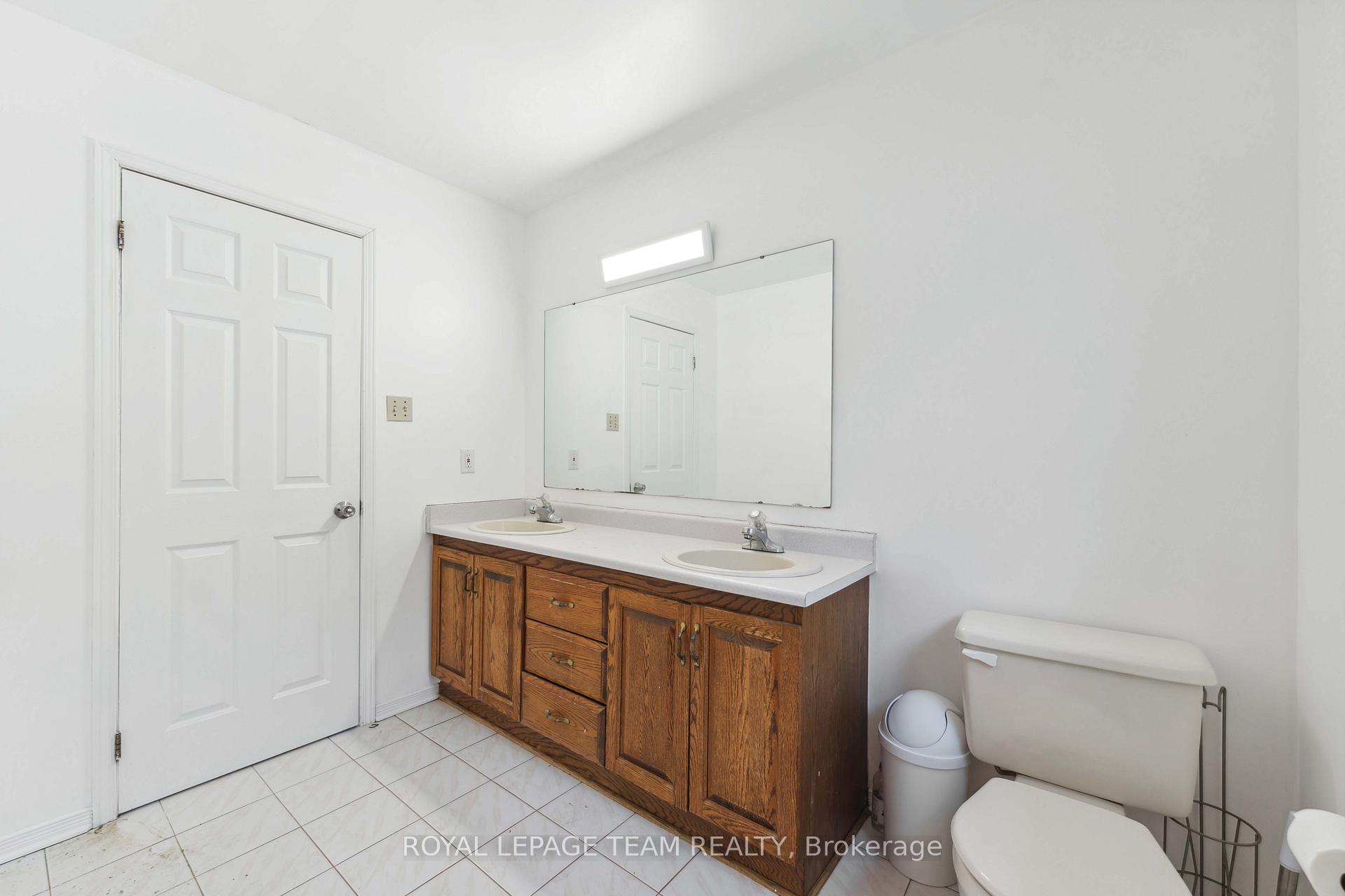 Photo 35 of 1327 Brookline Avenue, Ottawa, Ellwood — HOMEH