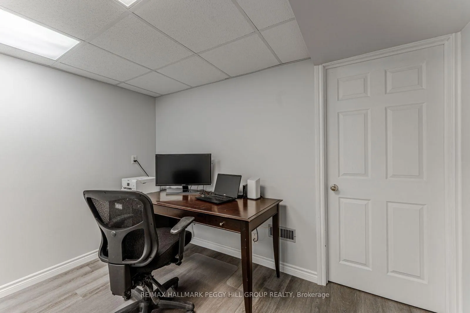 Photo 20 of 222 Bishop Drive, Barrie, Ardagh — HOMEH
