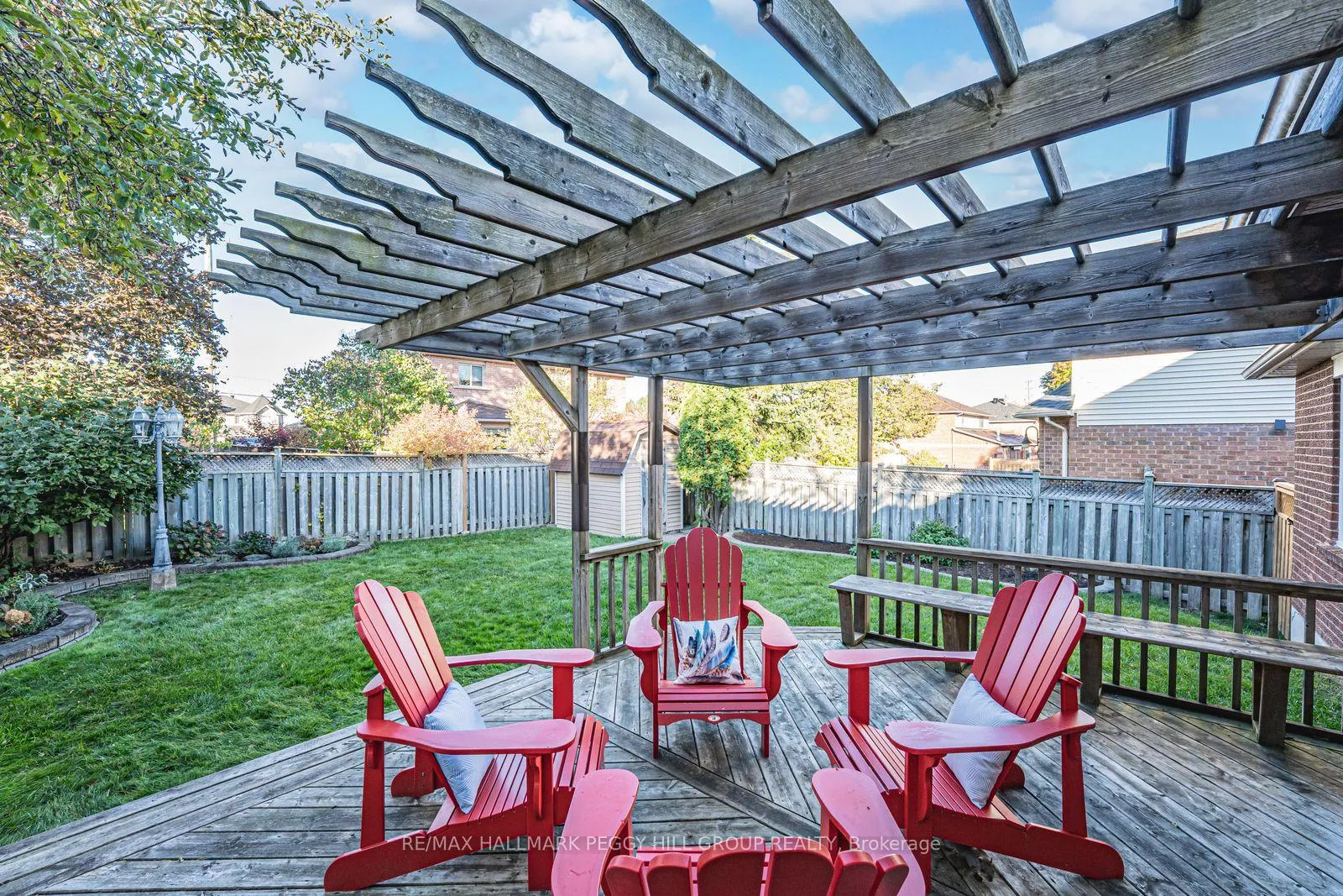 Photo 22 of 222 Bishop Drive, Barrie, Ardagh — HOMEH