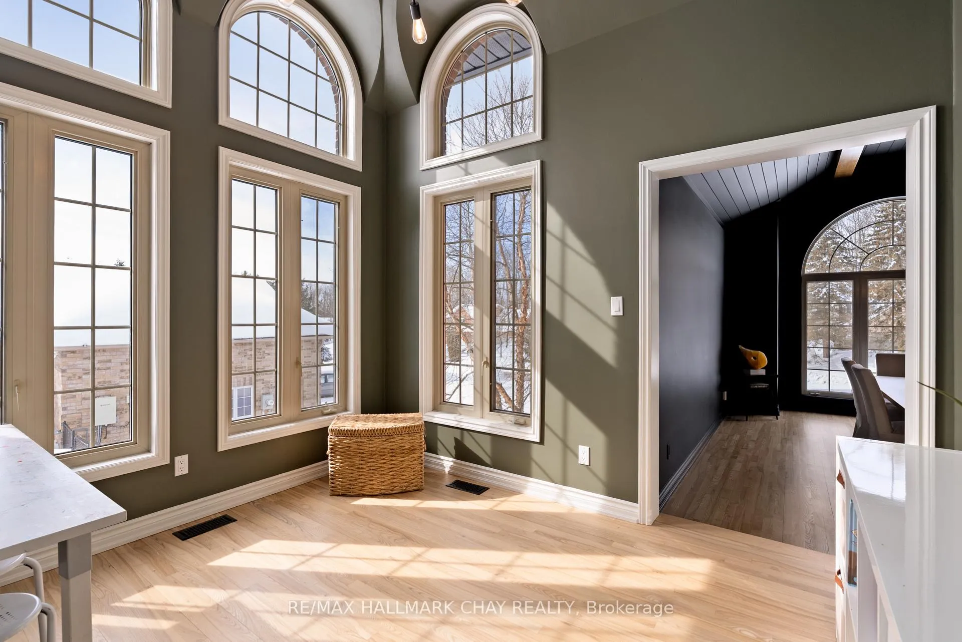 Photo 14 of 32 Forest Hill Drive, Springwater, Midhurst — HOMEH