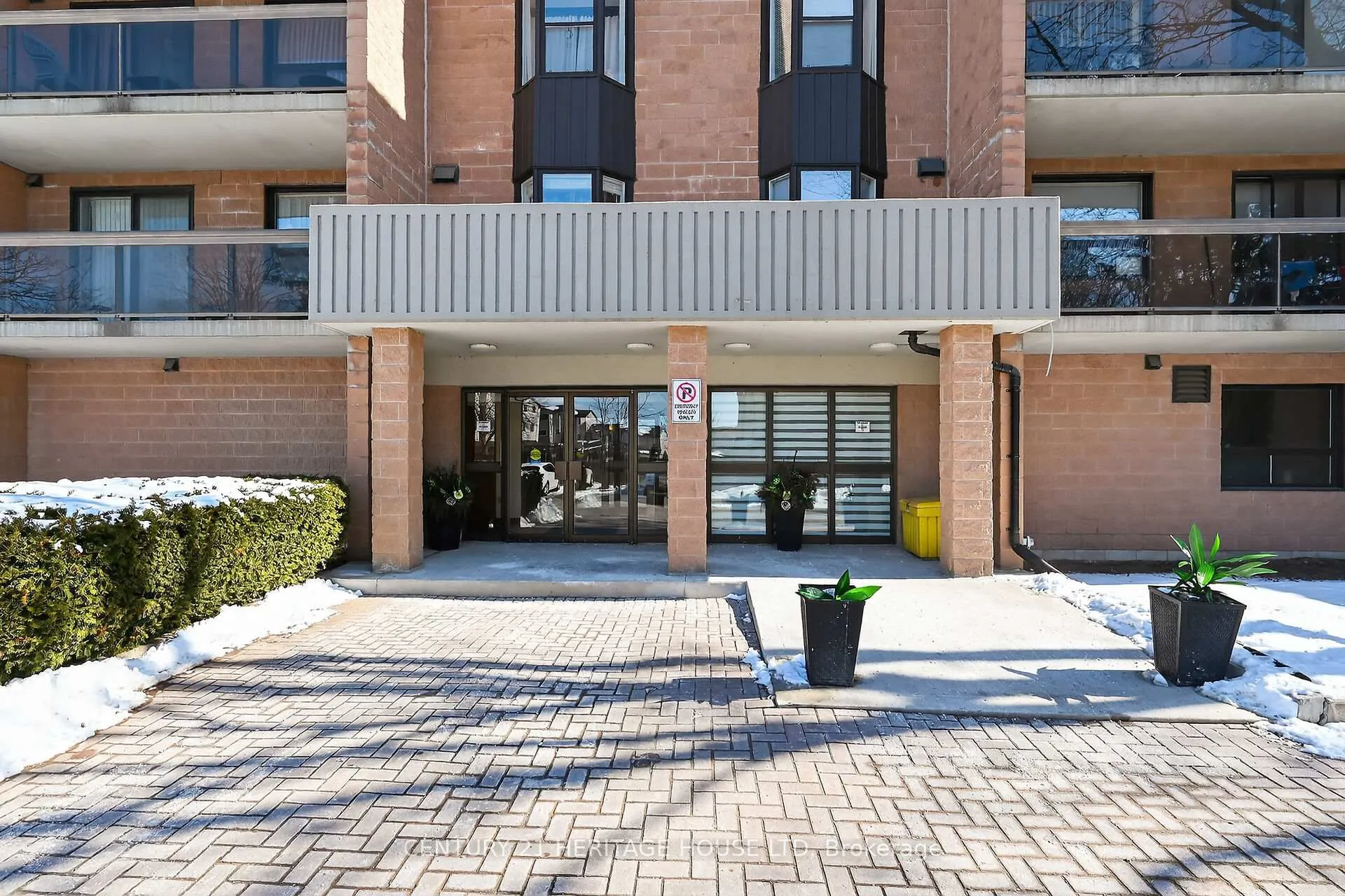 Photo 2 of Unit 405, 88 Tollgate Road, Brantford — HOMEH