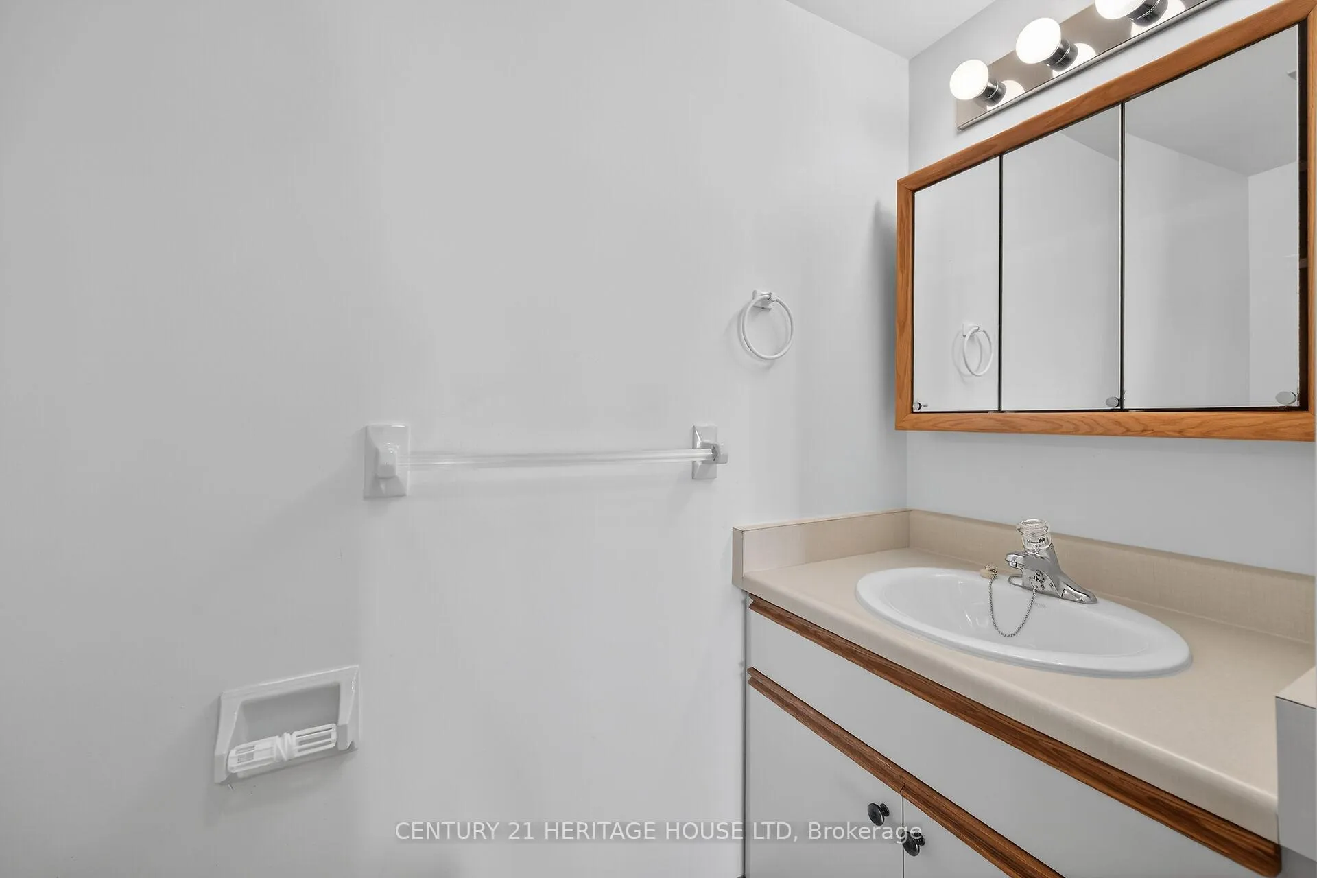 Photo 26 of Unit 405, 88 Tollgate Road, Brantford — HOMEH