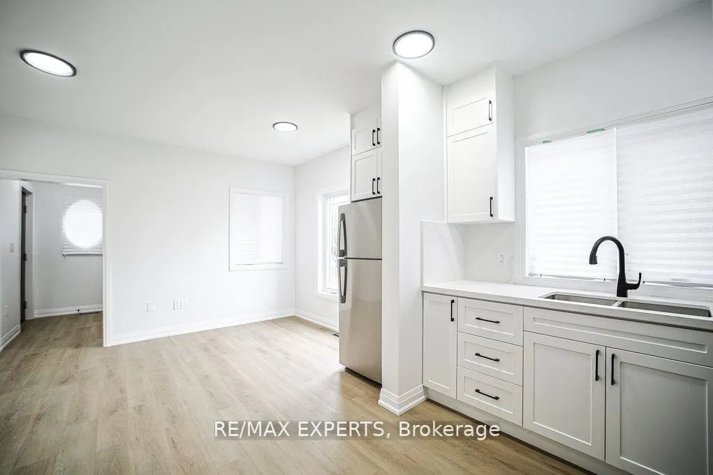 Photo 5 of Unit 1, 426 Veterans Drive, Barrie, Holly — HOMEH