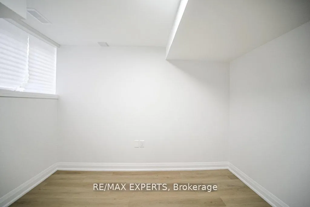 Photo 9 of Unit 1, 426 Veterans Drive, Barrie, Holly — HOMEH