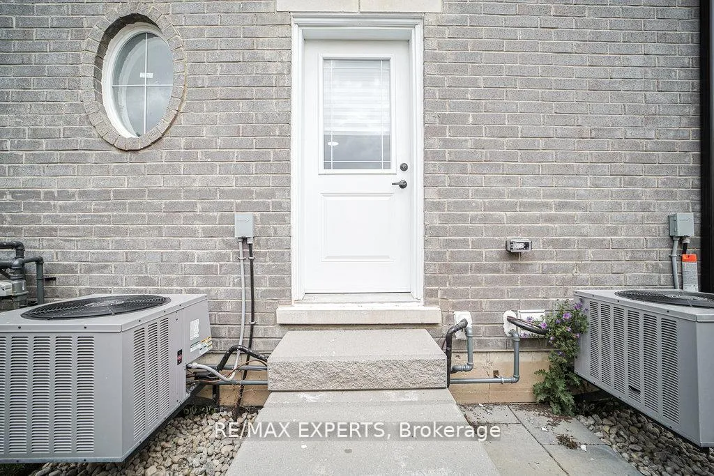 Photo 21 of Unit 1, 426 Veterans Drive, Barrie, Holly — HOMEH