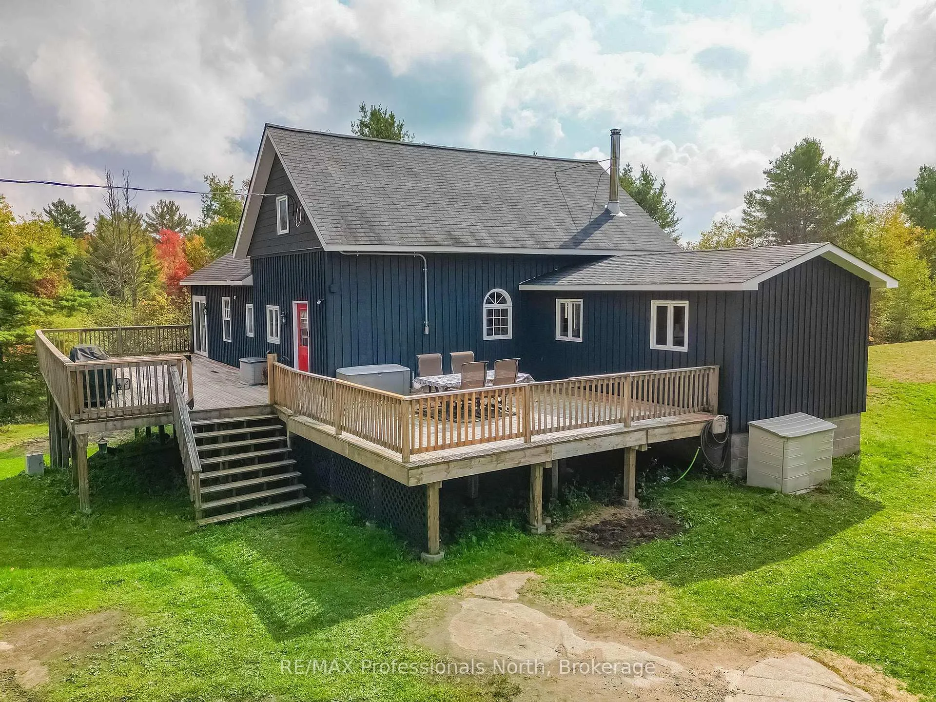 Photo 1 of 1110 Sedgwick Road, Minden Hills, Snowdon — HOMEH