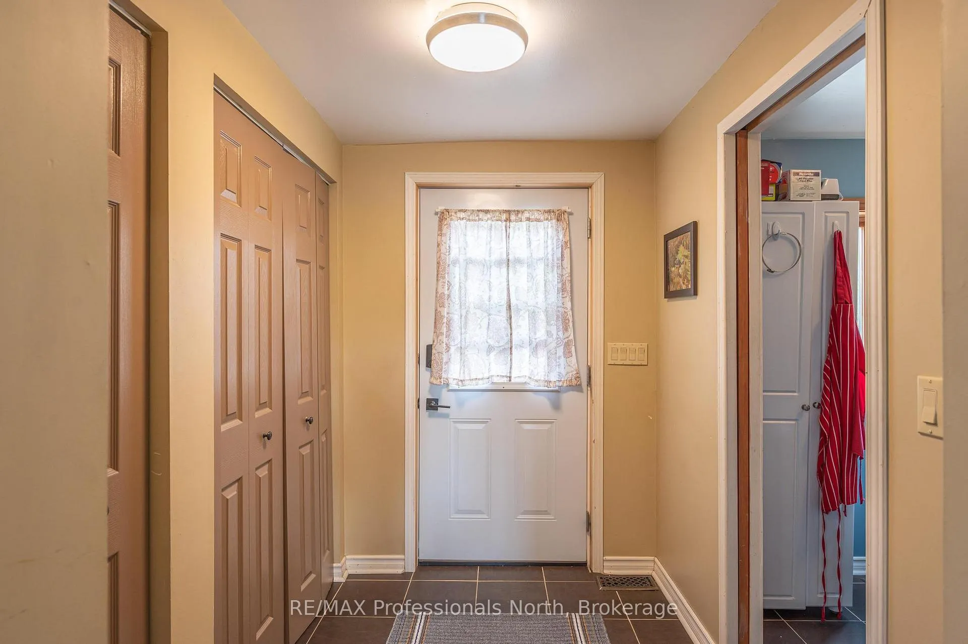 Photo 4 of 1110 Sedgwick Road, Minden Hills, Snowdon — HOMEH