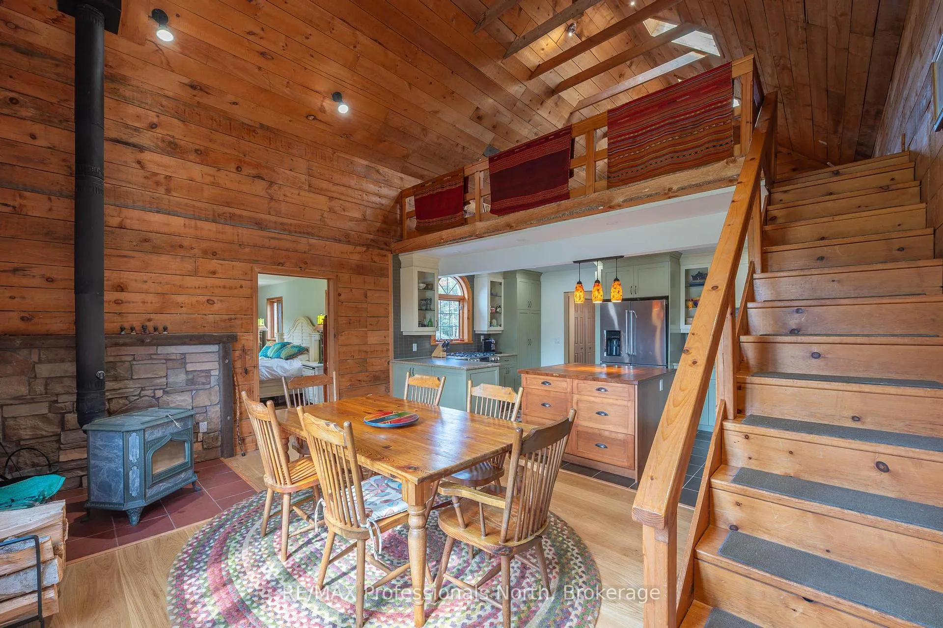 Photo 10 of 1110 Sedgwick Road, Minden Hills, Snowdon — HOMEH