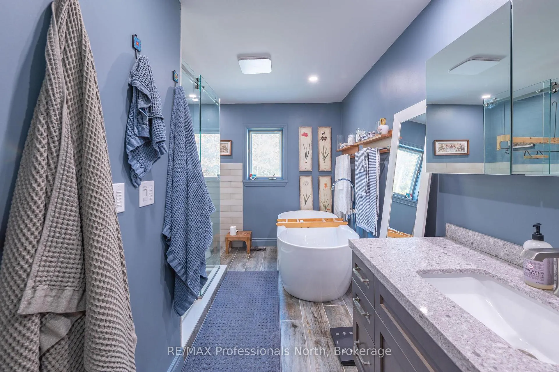 Photo 15 of 1110 Sedgwick Road, Minden Hills, Snowdon — HOMEH