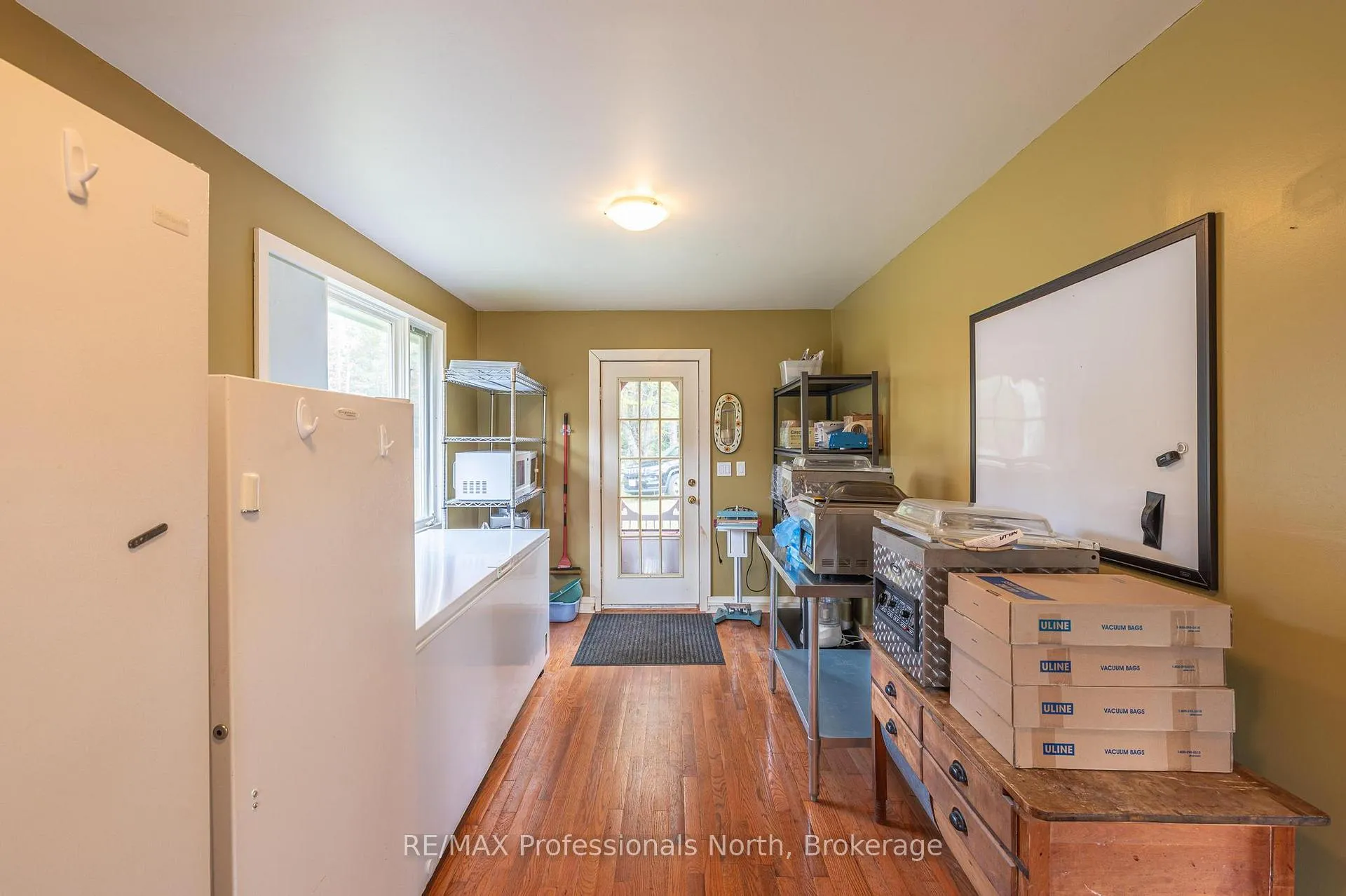 Photo 25 of 1110 Sedgwick Road, Minden Hills, Snowdon — HOMEH