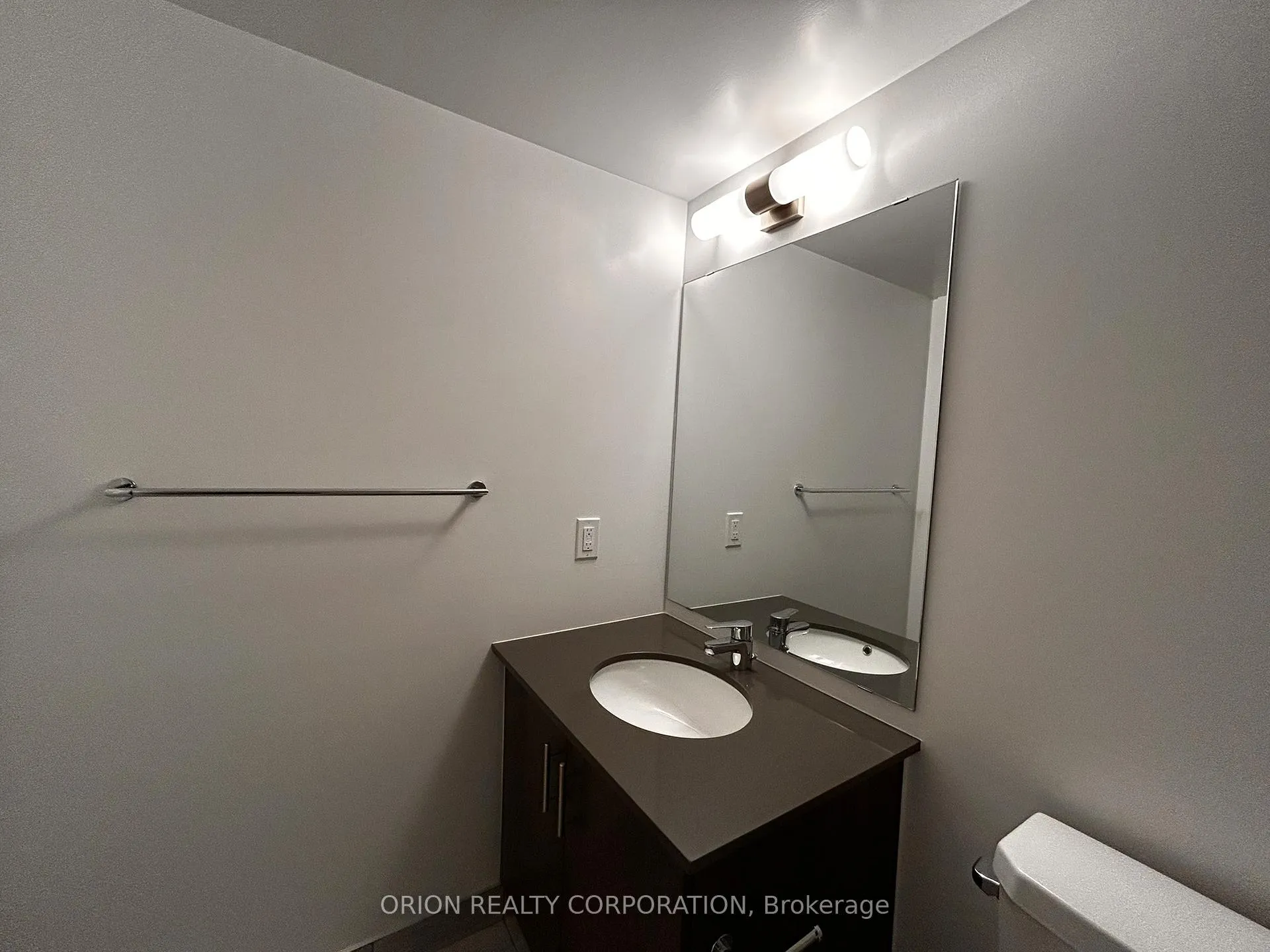 Photo 15 of Unit 904, 1010 Sandy Beach Road, Pickering, Bay Ridges — HOMEH