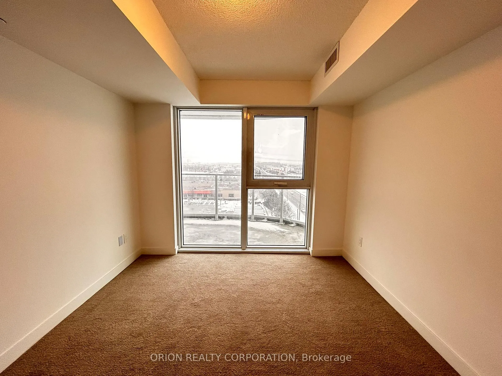 Photo 18 of Unit 904, 1010 Sandy Beach Road, Pickering, Bay Ridges — HOMEH