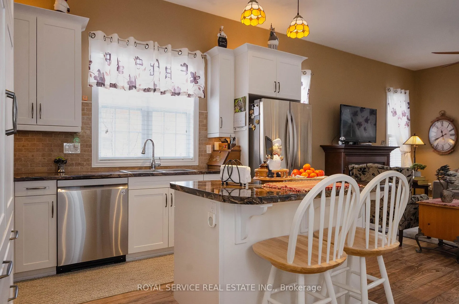 Photo 3 of 844 Wilkins Gate, Cobourg — HOMEH