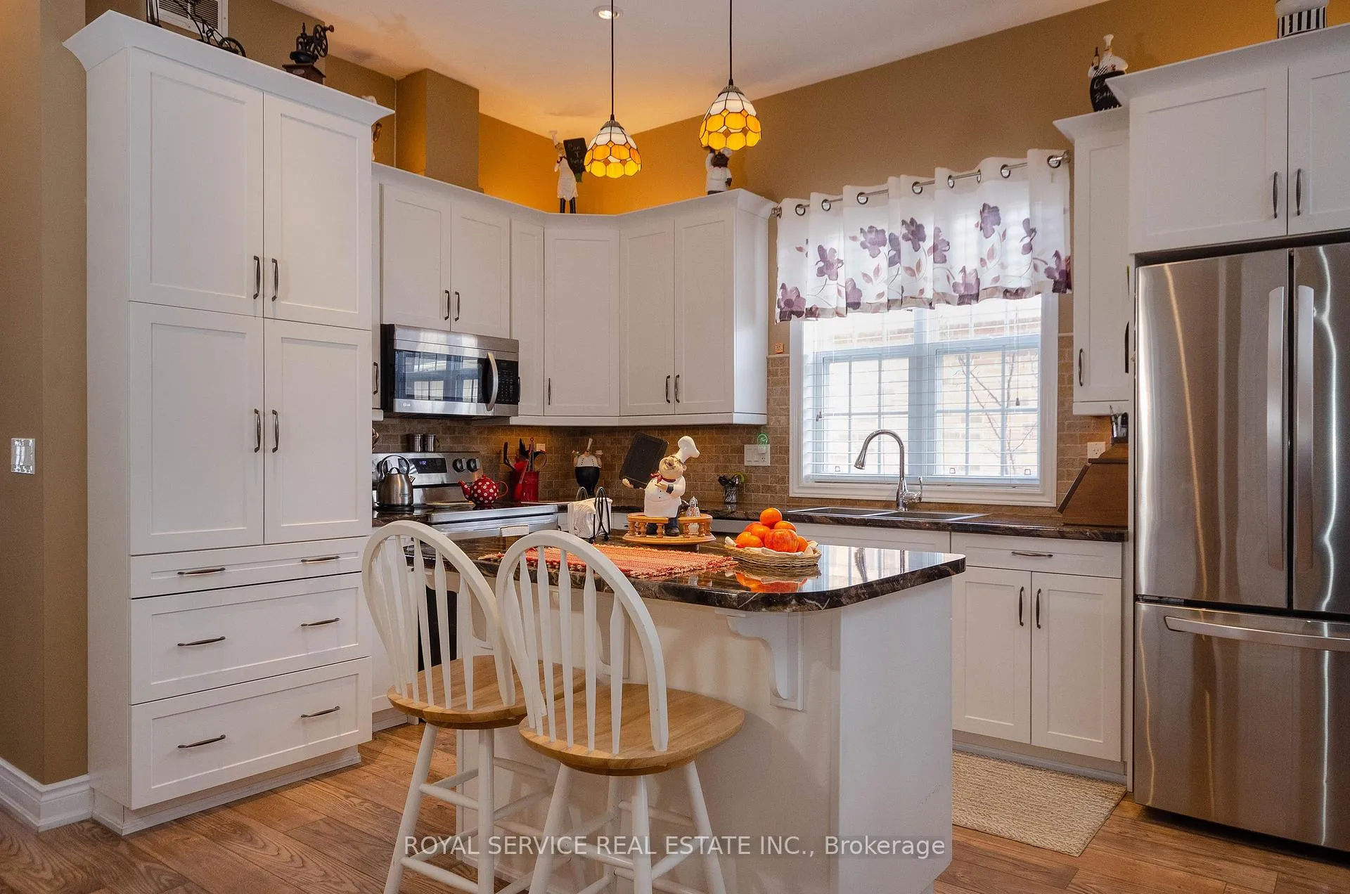 Photo 4 of 844 Wilkins Gate, Cobourg — HOMEH