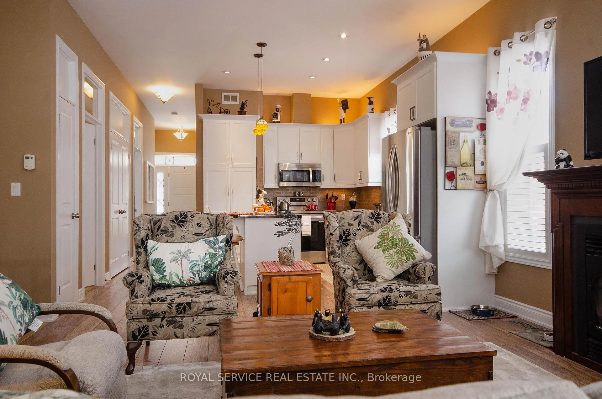 Photo 8 of 844 Wilkins Gate, Cobourg — HOMEH