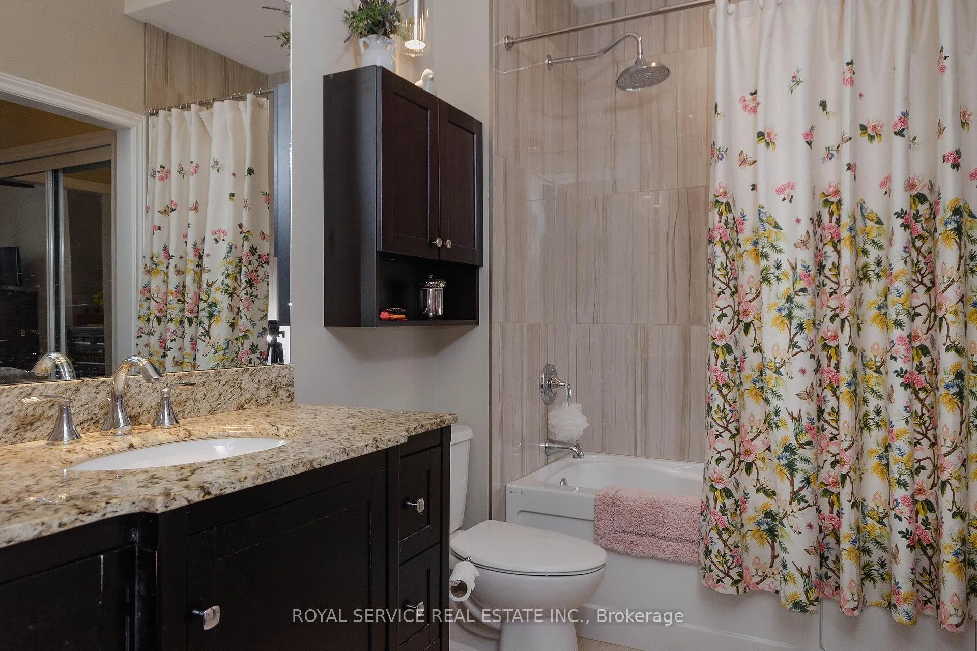 Photo 16 of 844 Wilkins Gate, Cobourg — HOMEH