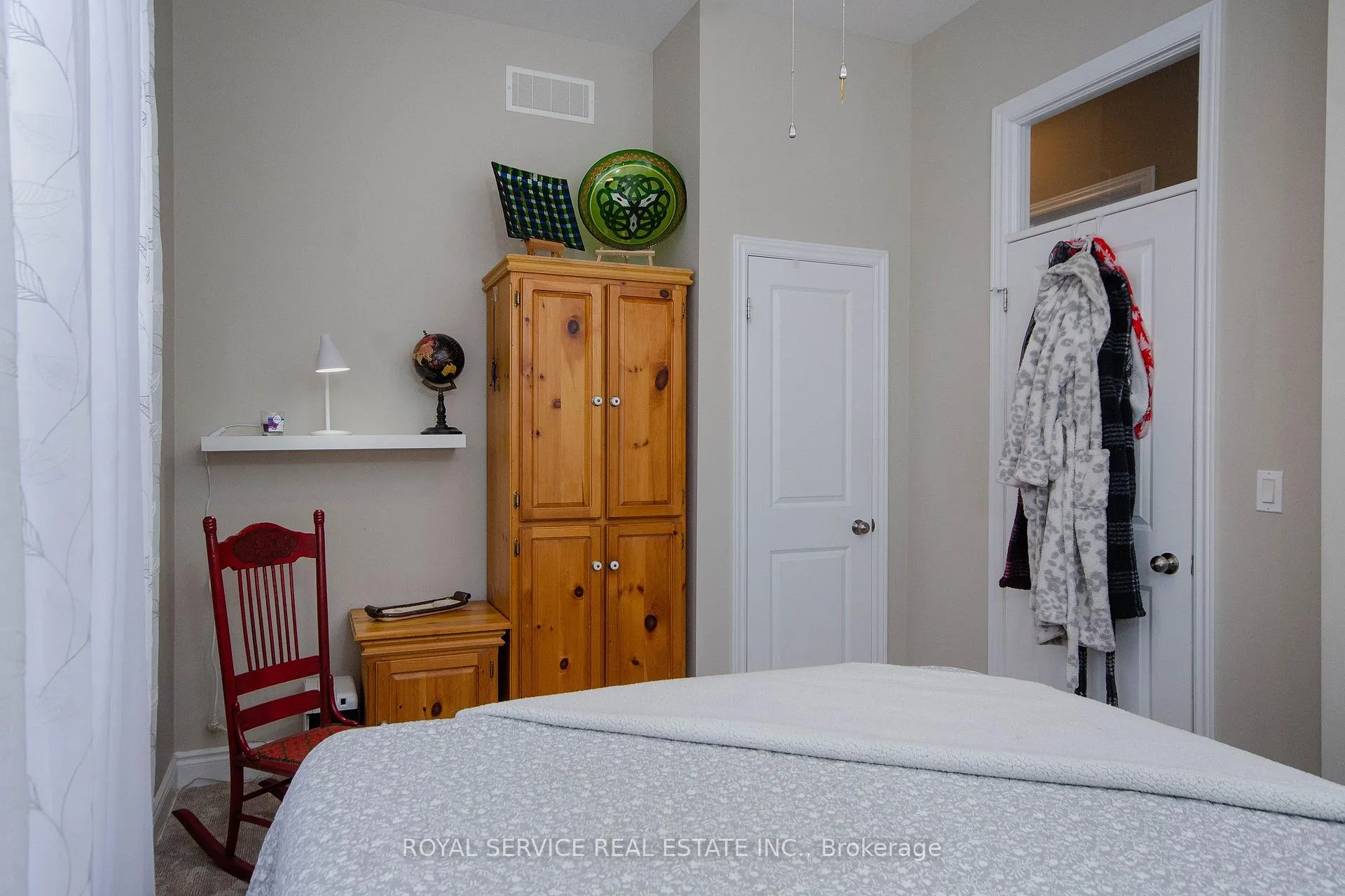Photo 18 of 844 Wilkins Gate, Cobourg — HOMEH
