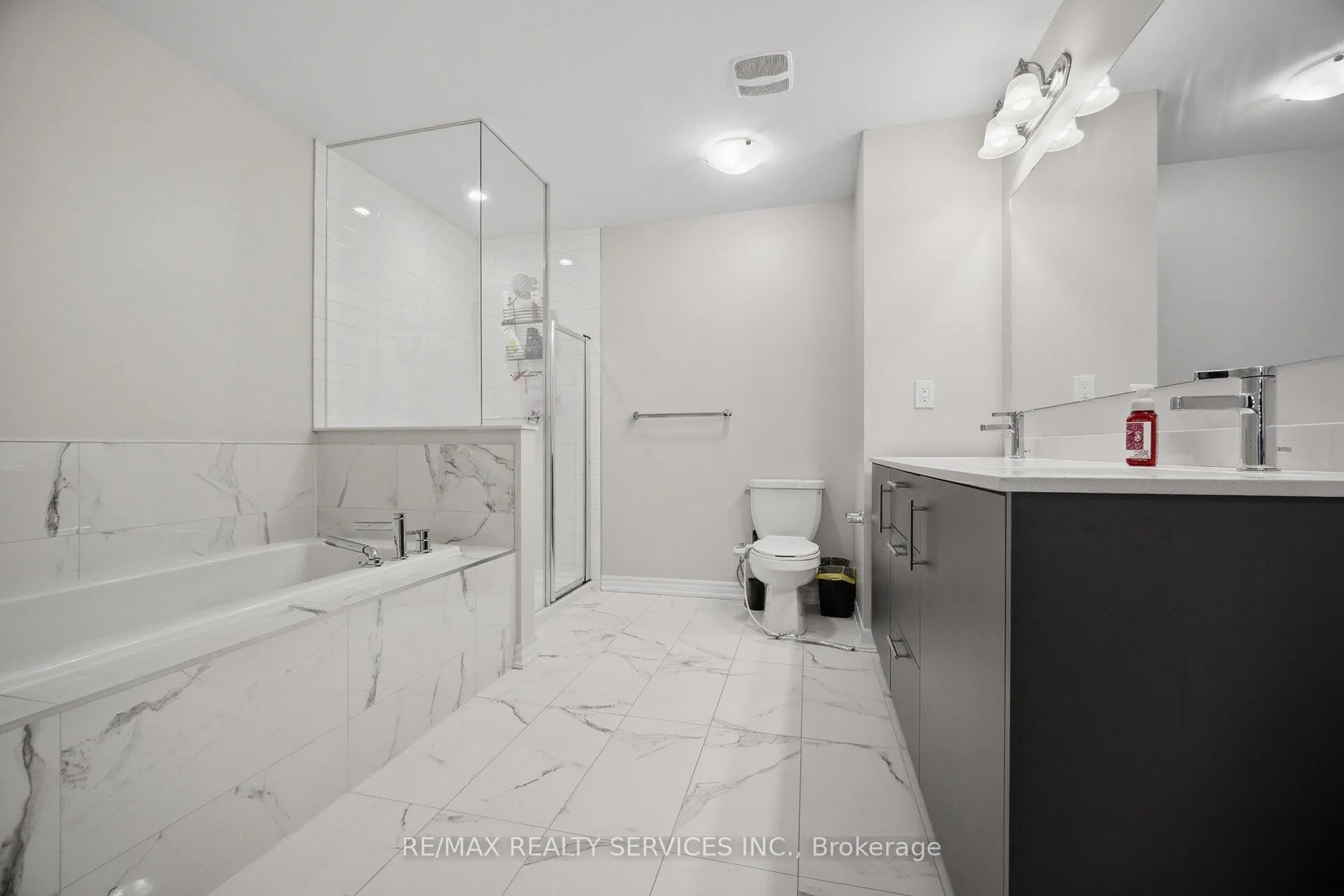 Photo 25 of 1417 Watercress Way, Milton, Walker — HOMEH