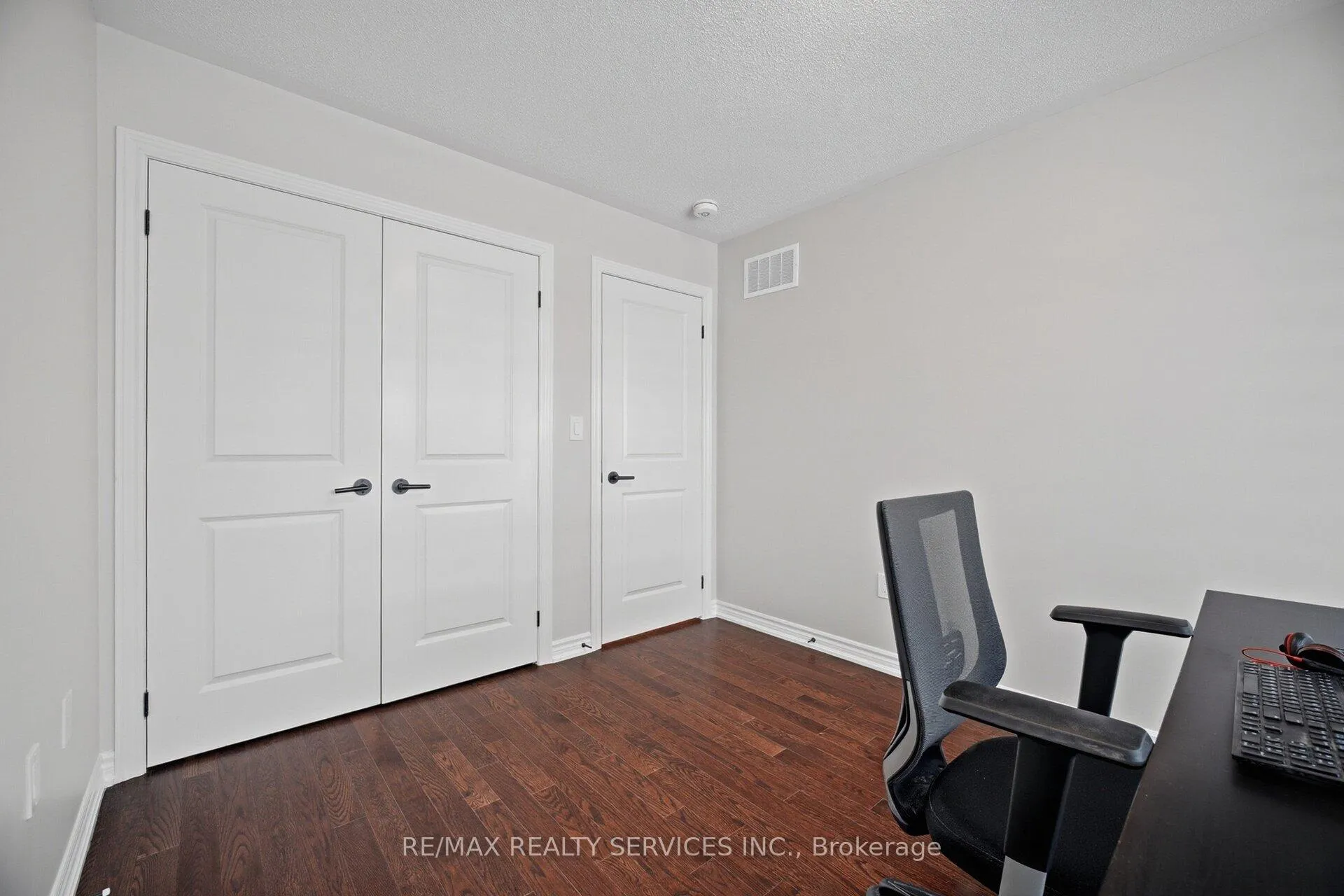 Photo 30 of 1417 Watercress Way, Milton, Walker — HOMEH