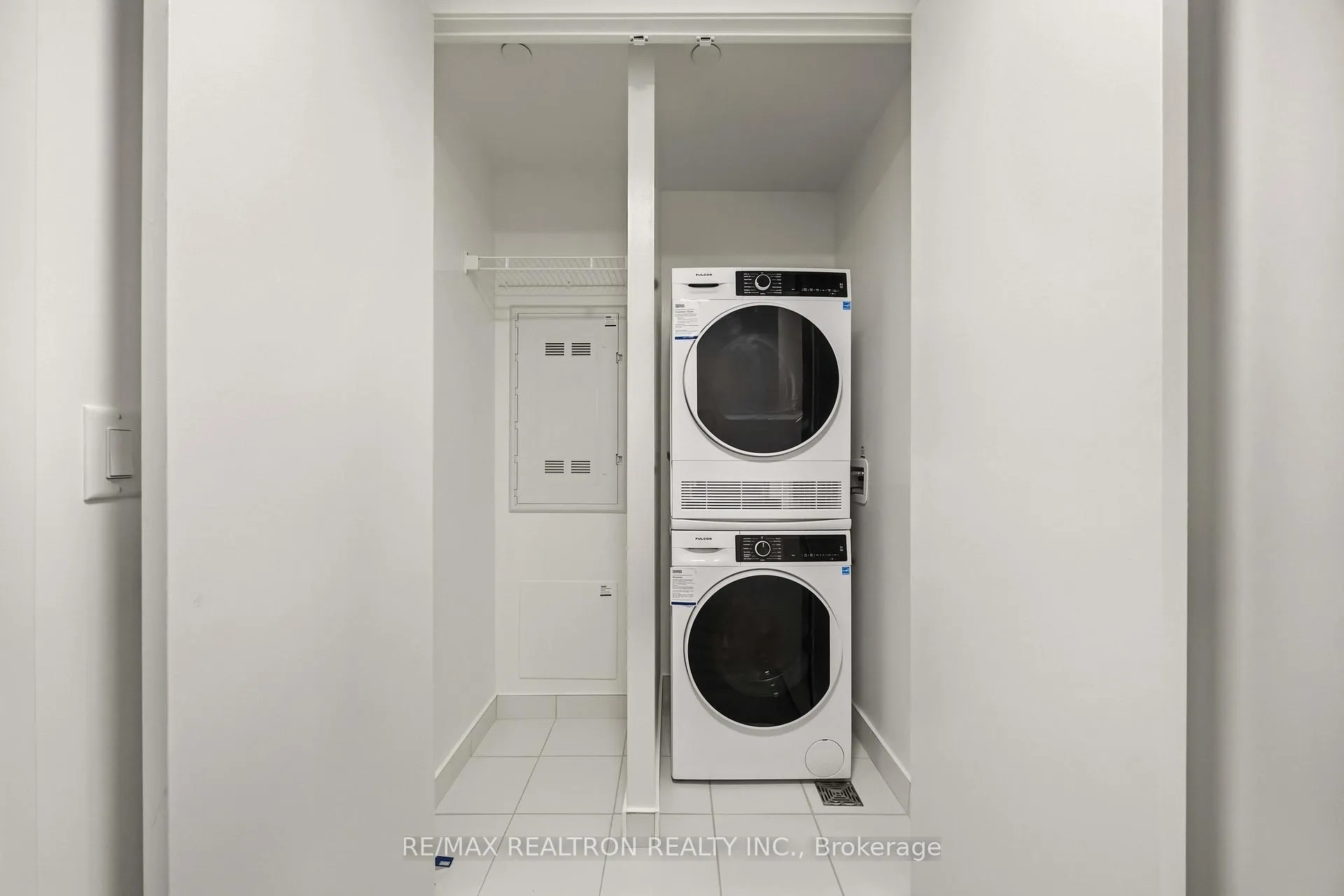 Photo 26 of Unit 905, 180 Front Street E, Toronto, Moss Park — HOMEH
