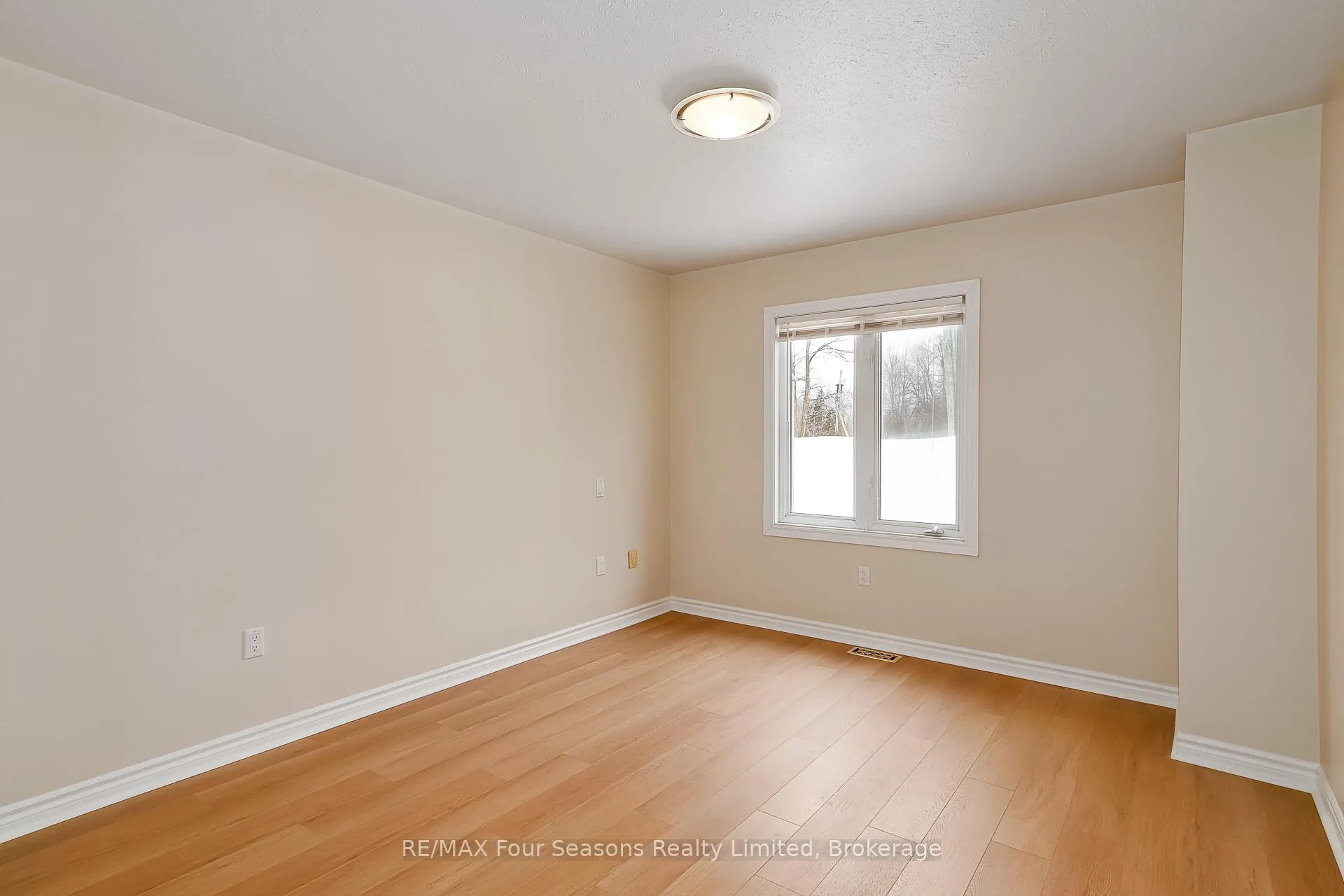 Photo 15 of Unit 1, 275 Huron Street, Clearview, Stayner — HOMEH