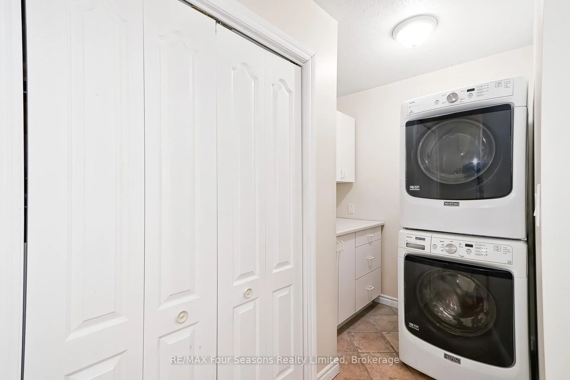 Photo 24 of Unit 1, 275 Huron Street, Clearview, Stayner — HOMEH
