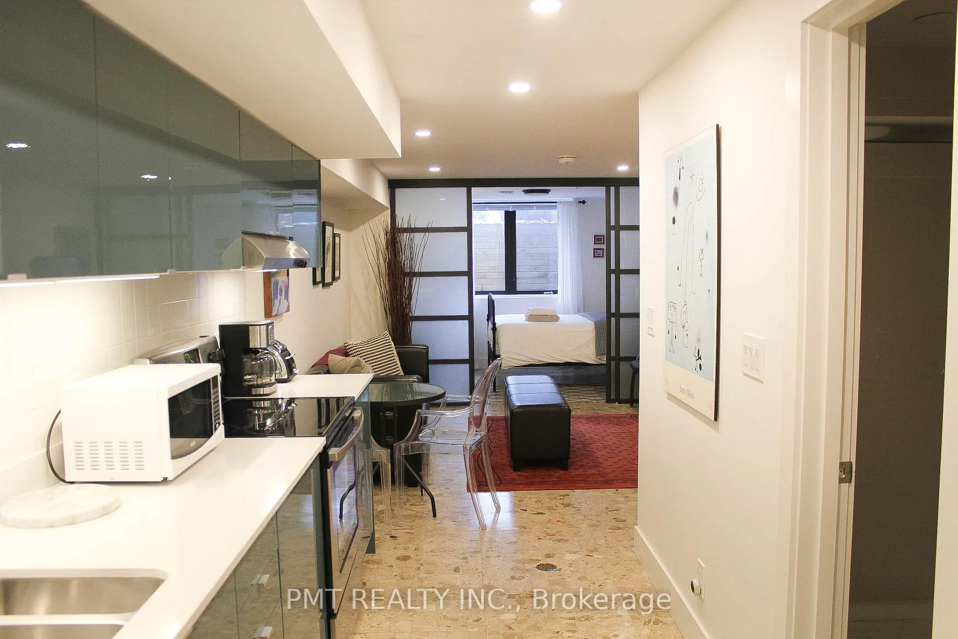 Photo 2 of Unit Bsmt, 445 Ontario Street, Toronto, Moss Park — HOMEH