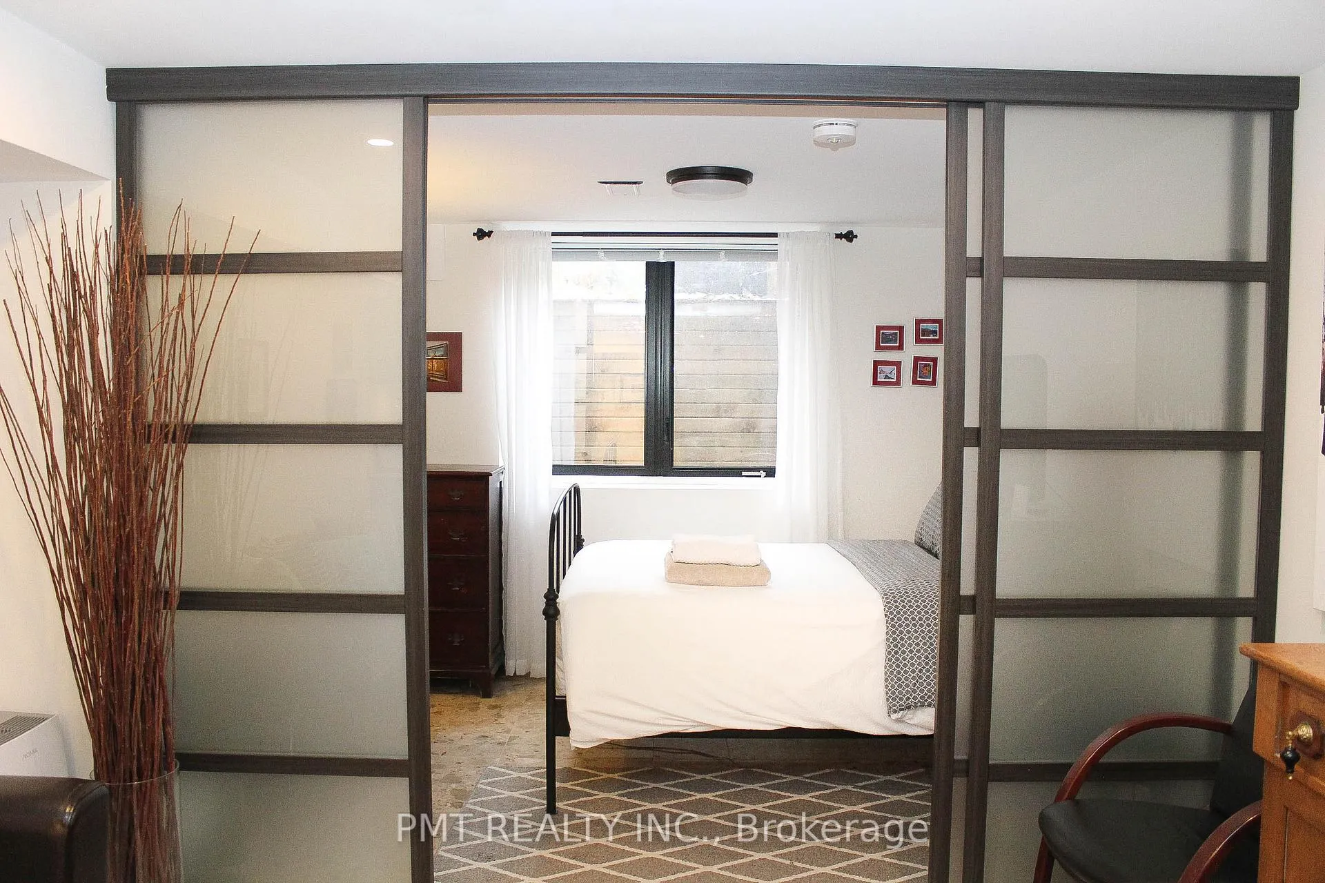 Photo 7 of Unit Bsmt, 445 Ontario Street, Toronto, Moss Park — HOMEH