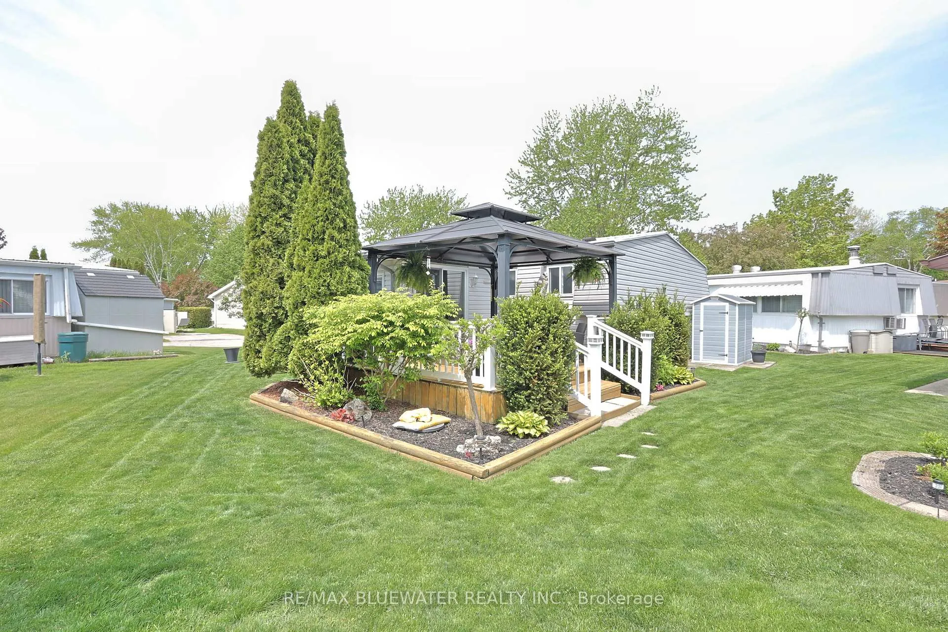 Photo 2 of 209 Biltmore Drive, South Huron, Stephen — HOMEH