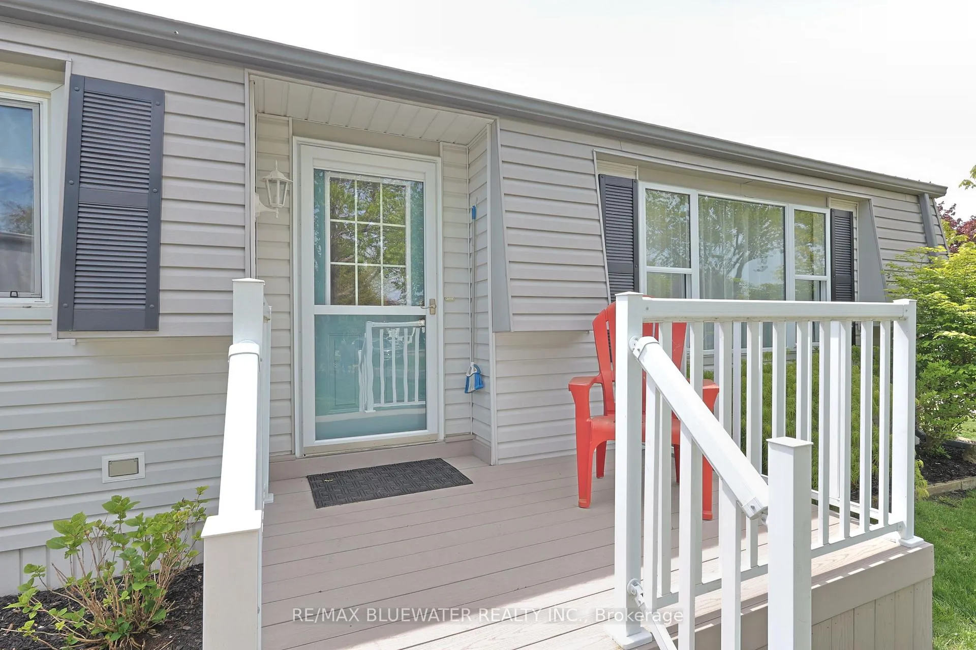 Photo 8 of 209 Biltmore Drive, South Huron, Stephen — HOMEH