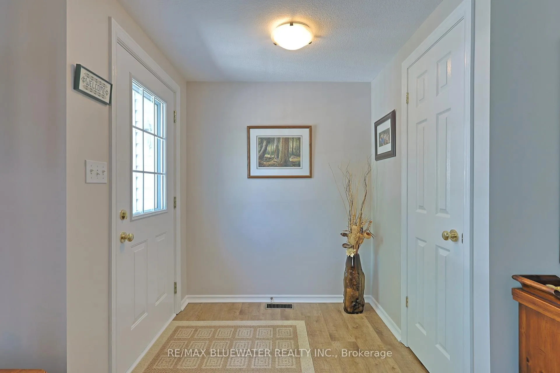 Photo 9 of 209 Biltmore Drive, South Huron, Stephen — HOMEH