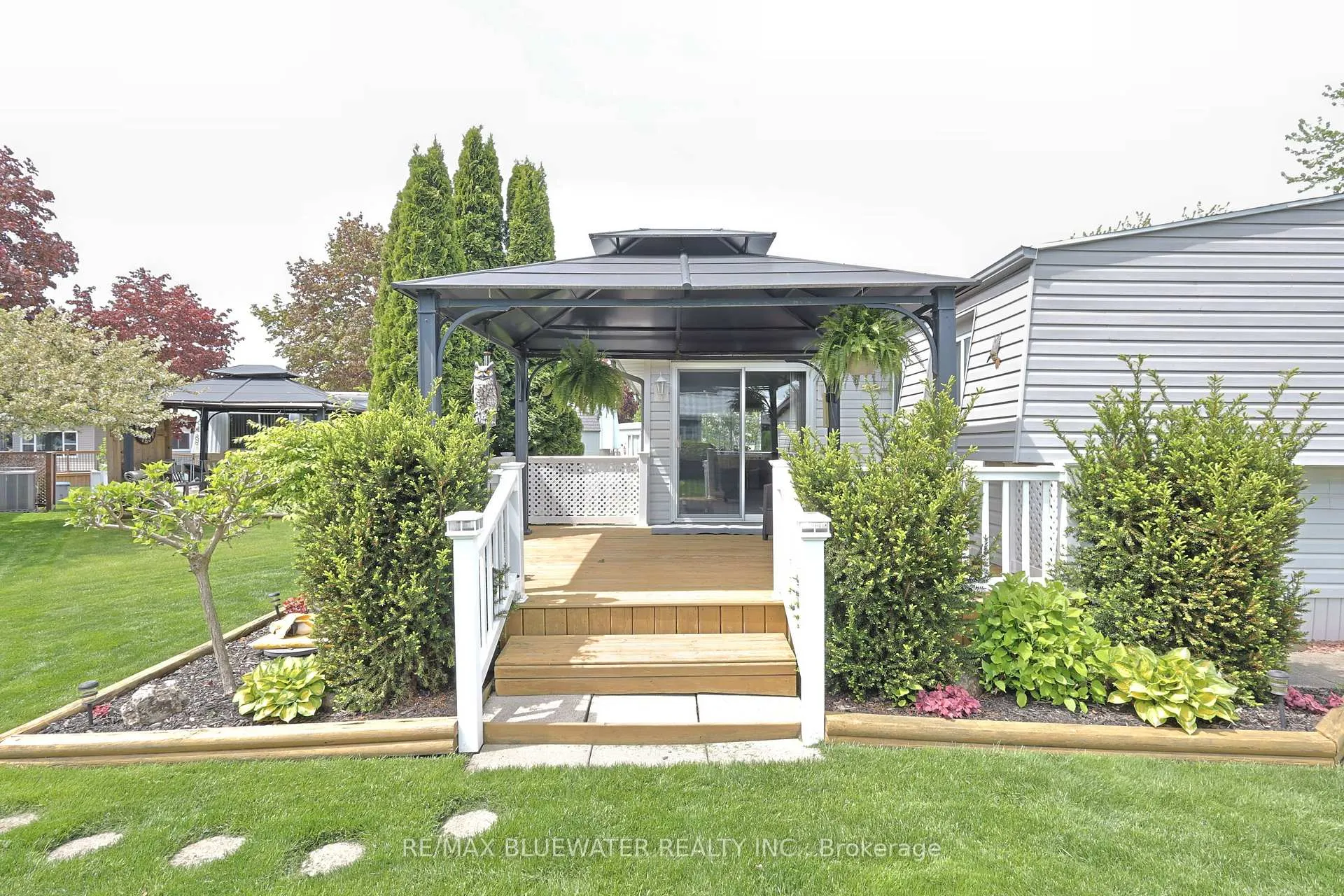 Photo 31 of 209 Biltmore Drive, South Huron, Stephen — HOMEH