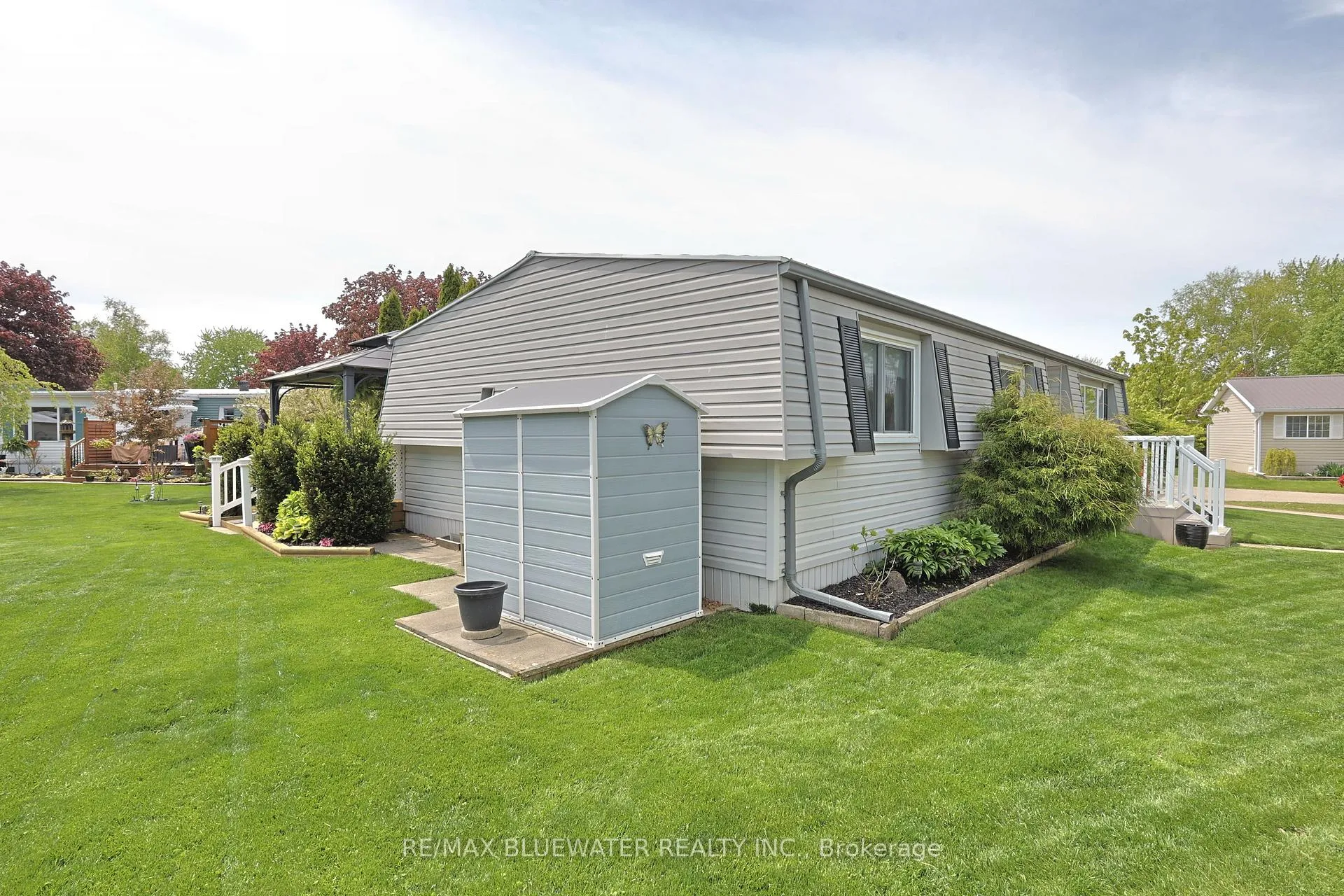 Photo 33 of 209 Biltmore Drive, South Huron, Stephen — HOMEH