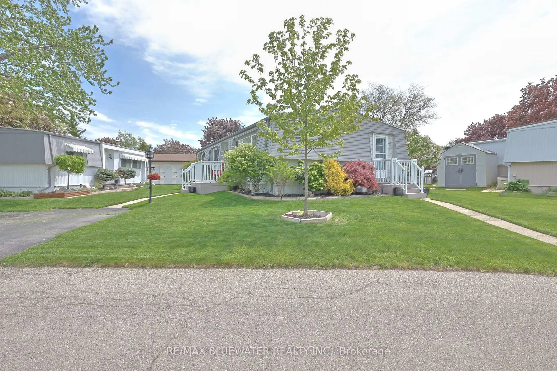 Photo 37 of 209 Biltmore Drive, South Huron, Stephen — HOMEH