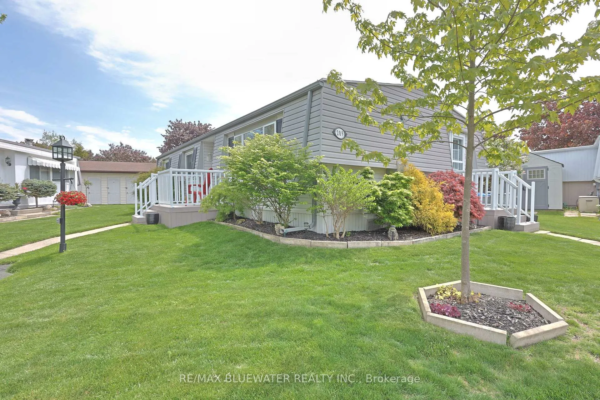 Photo 38 of 209 Biltmore Drive, South Huron, Stephen — HOMEH