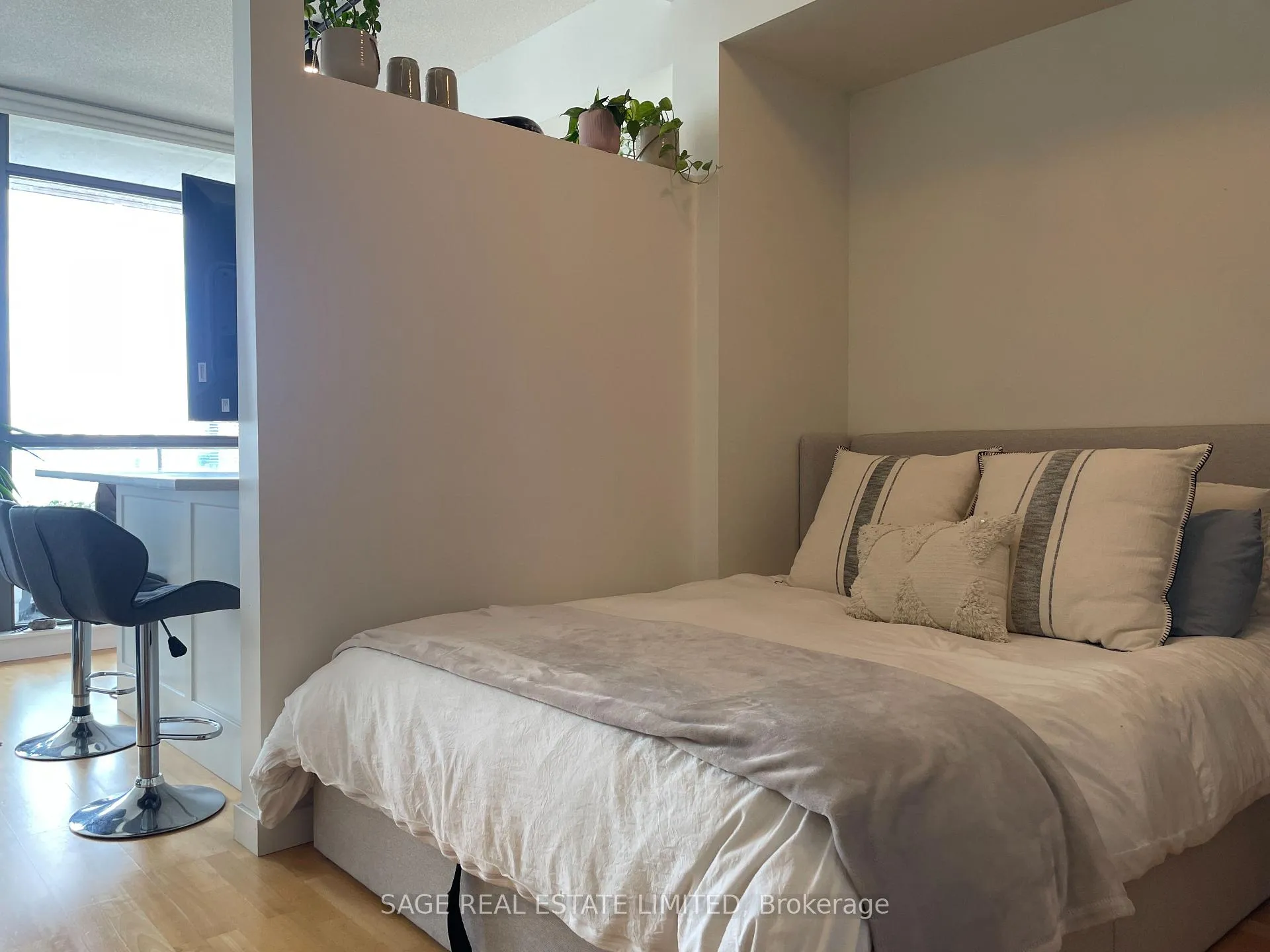 Photo 8 of Unit 2107, 281 Mutual Street, Toronto, Church-Yonge Corridor — HOMEH