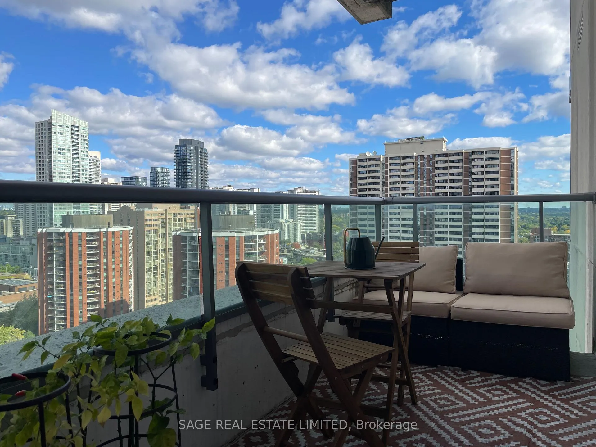 Photo 9 of Unit 2107, 281 Mutual Street, Toronto, Church-Yonge Corridor — HOMEH