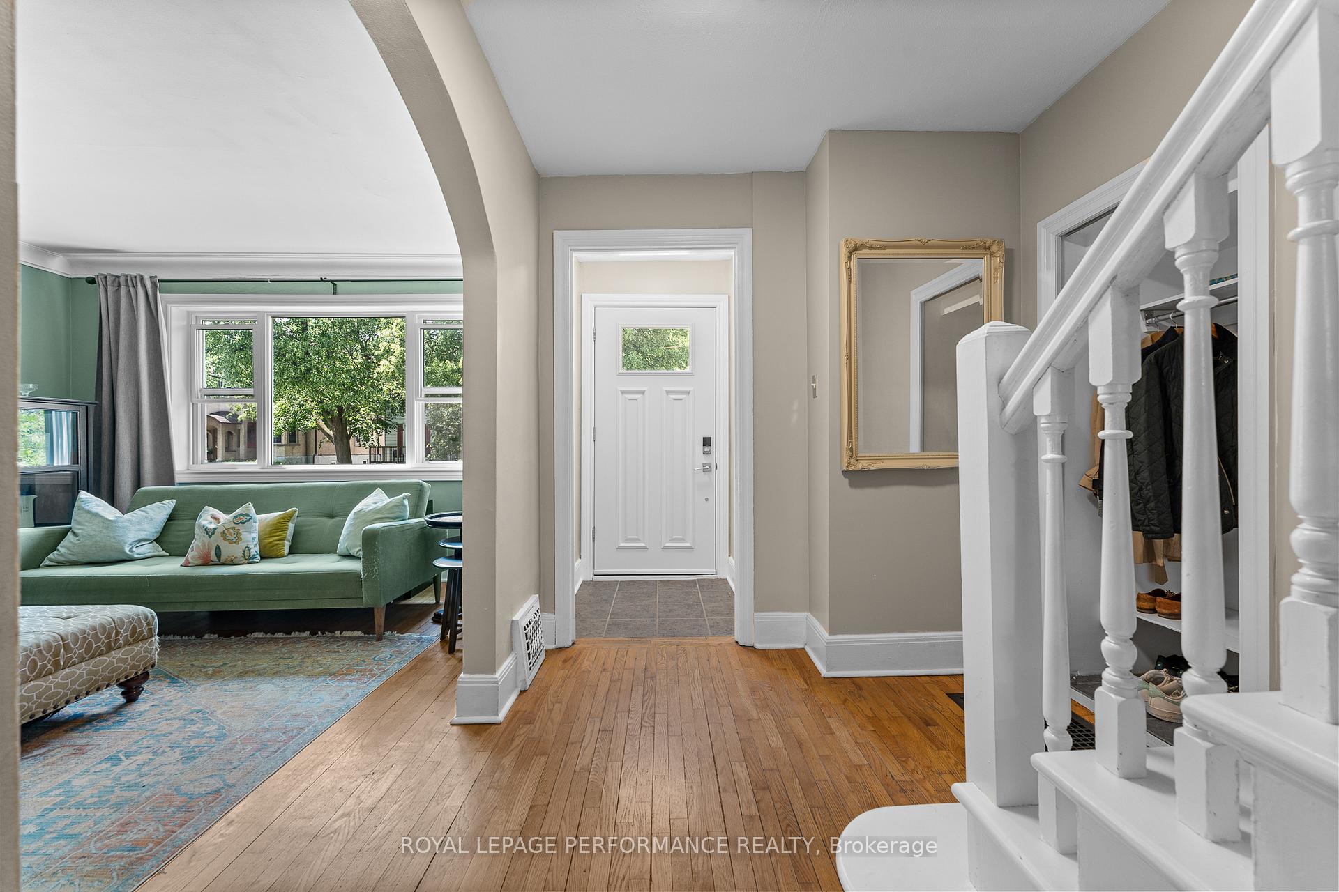 Photo 4 of 203 Blackburn Avenue, Ottawa, Sandy Hill — HOMEH