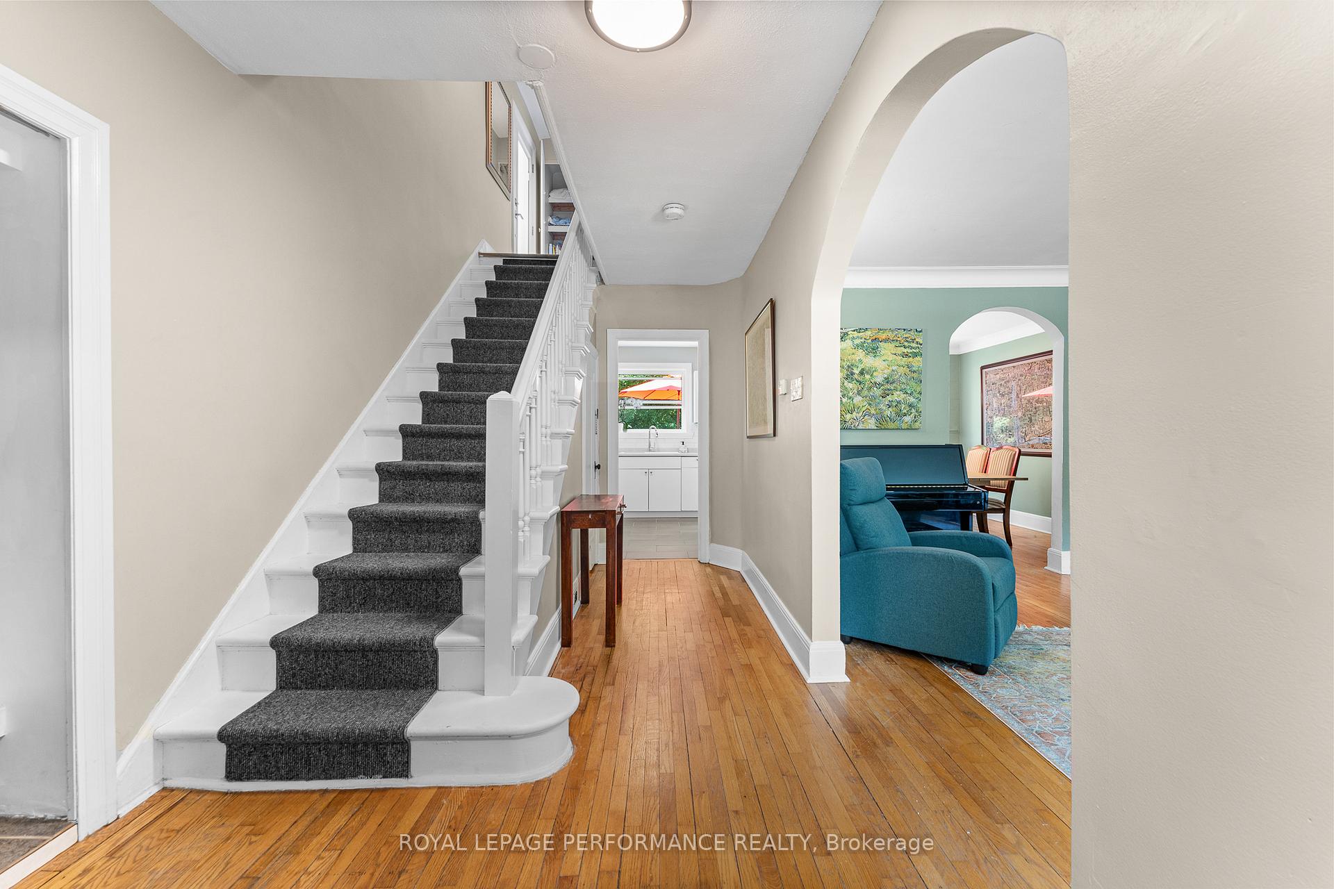Photo 5 of 203 Blackburn Avenue, Ottawa, Sandy Hill — HOMEH