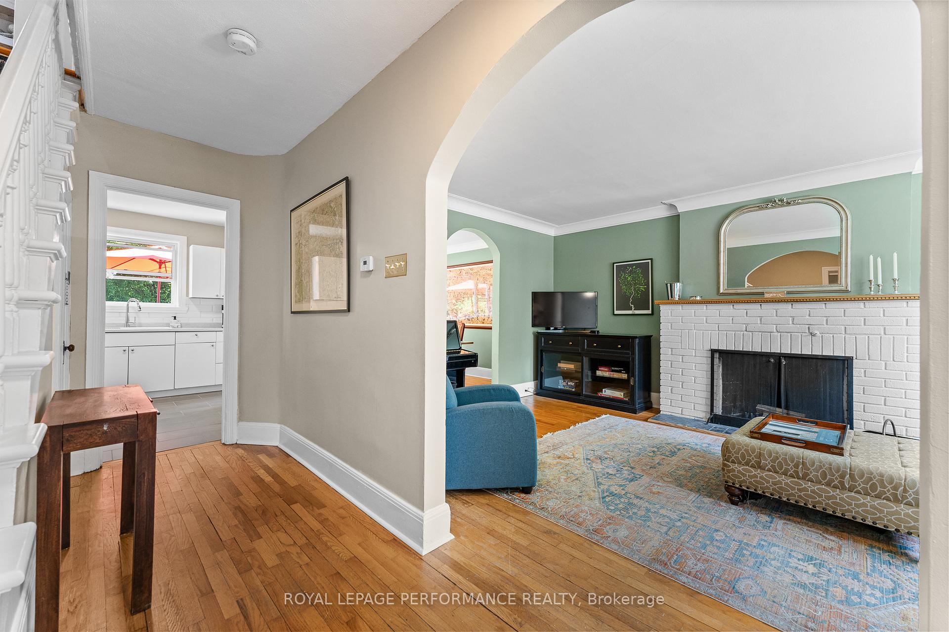 Photo 7 of 203 Blackburn Avenue, Ottawa, Sandy Hill — HOMEH