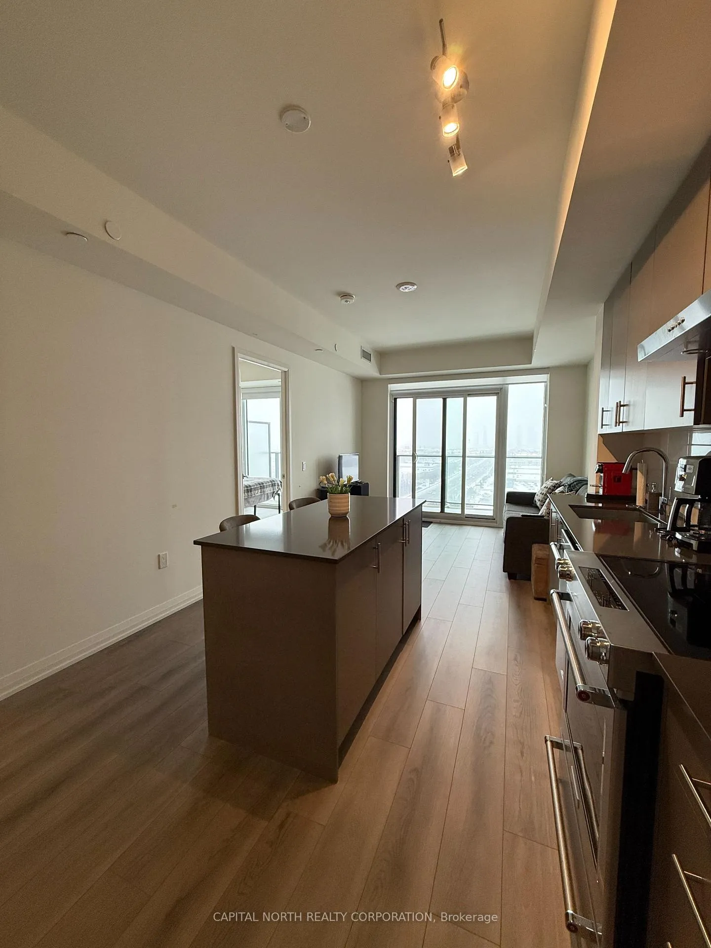 Photo 11 of Unit 1122, 8960 Jane Street, Vaughan, Vellore Village — HOMEH