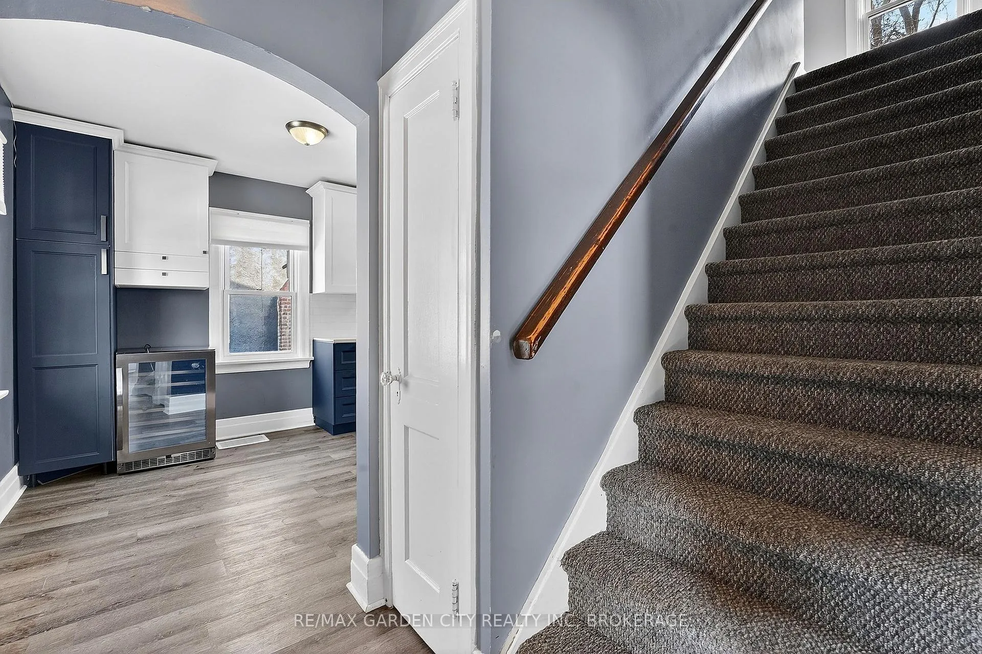 Photo 3 of 16 Walnut Street, Welland, Prince Charles — HOMEH