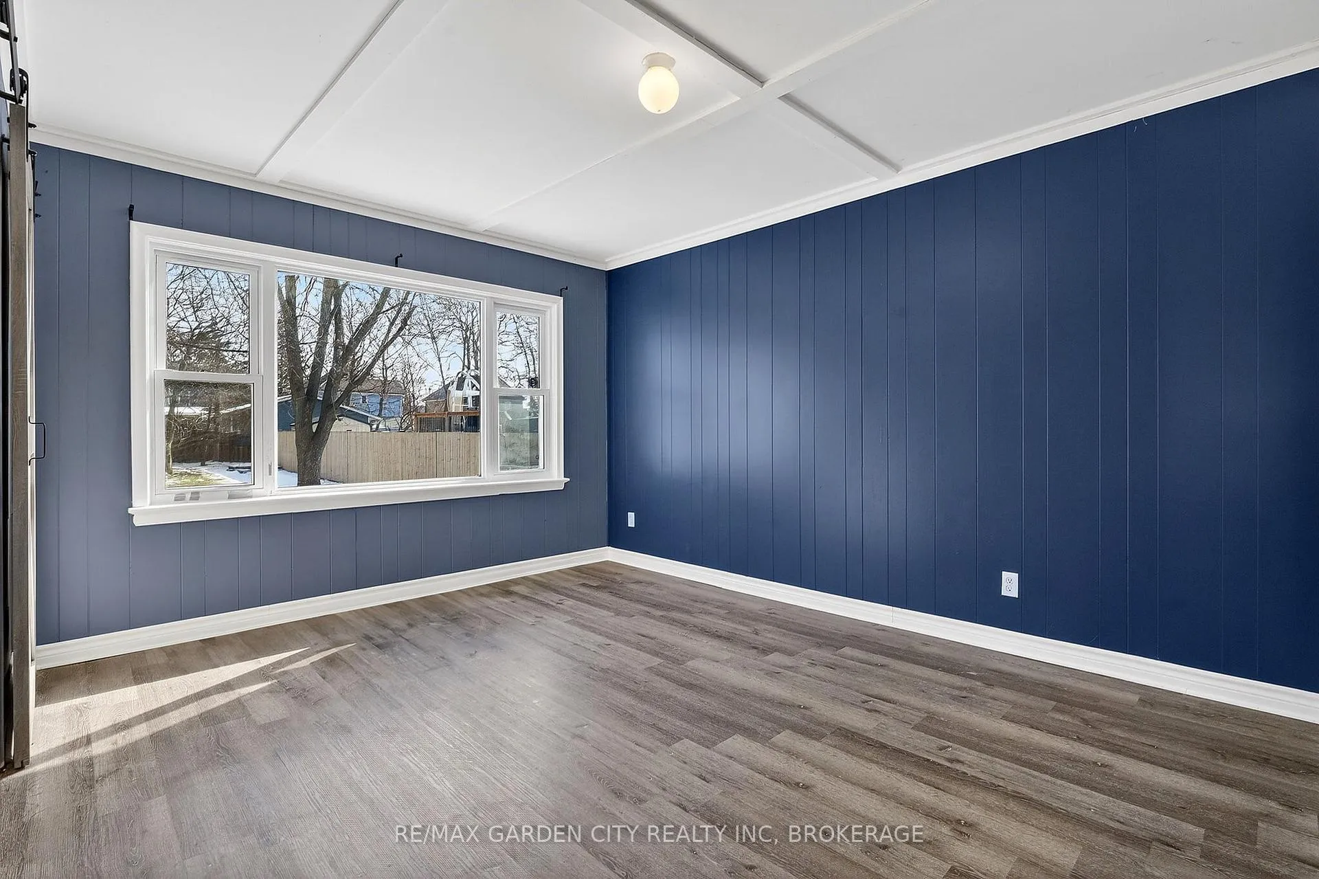 Photo 19 of 16 Walnut Street, Welland, Prince Charles — HOMEH